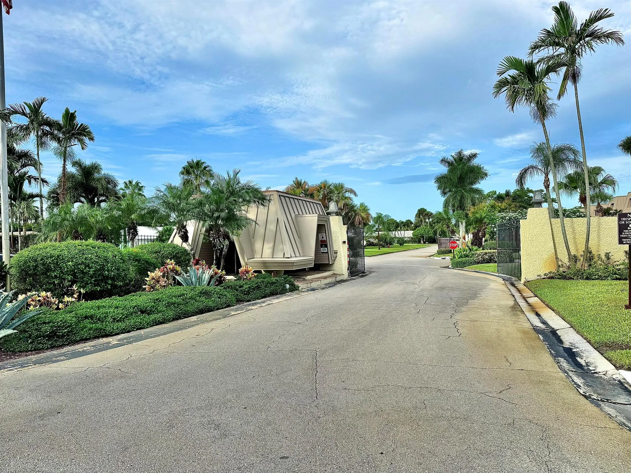 1800 SE Saint Lucie Boulevard, #7-301