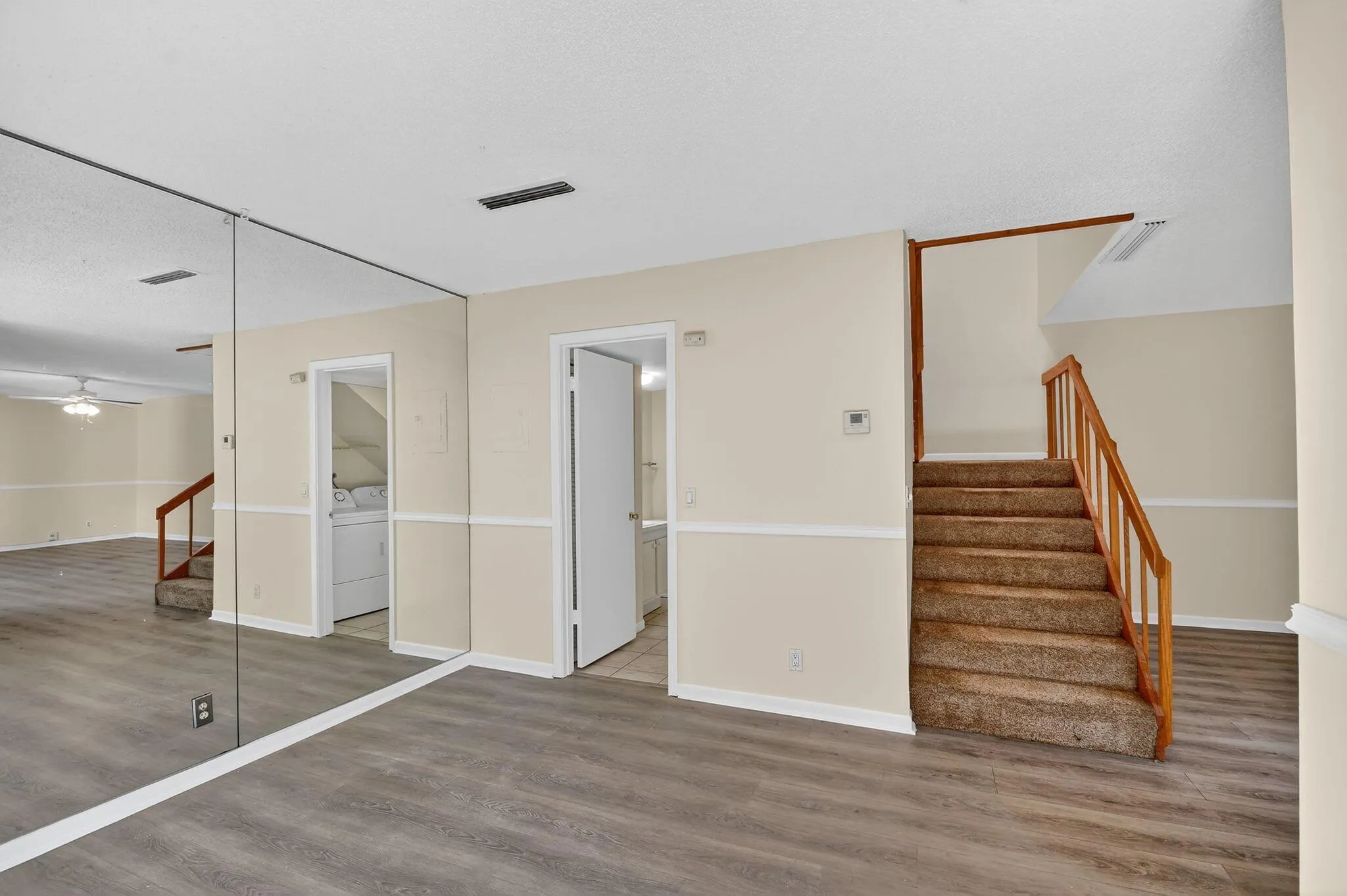 2494 Waterside Drive, #4c