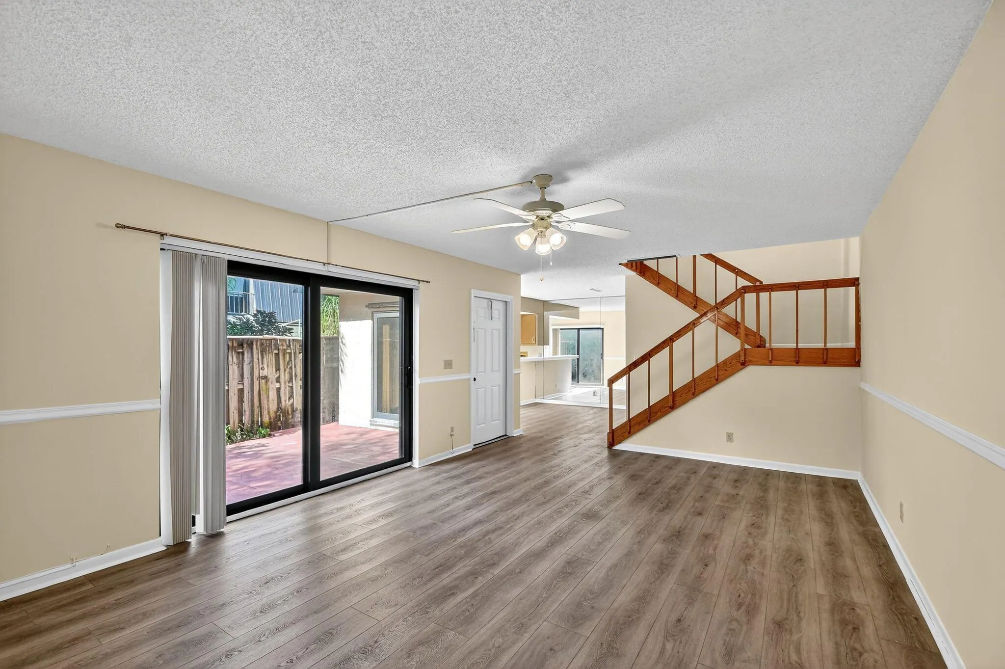 2494 Waterside Drive, #4c