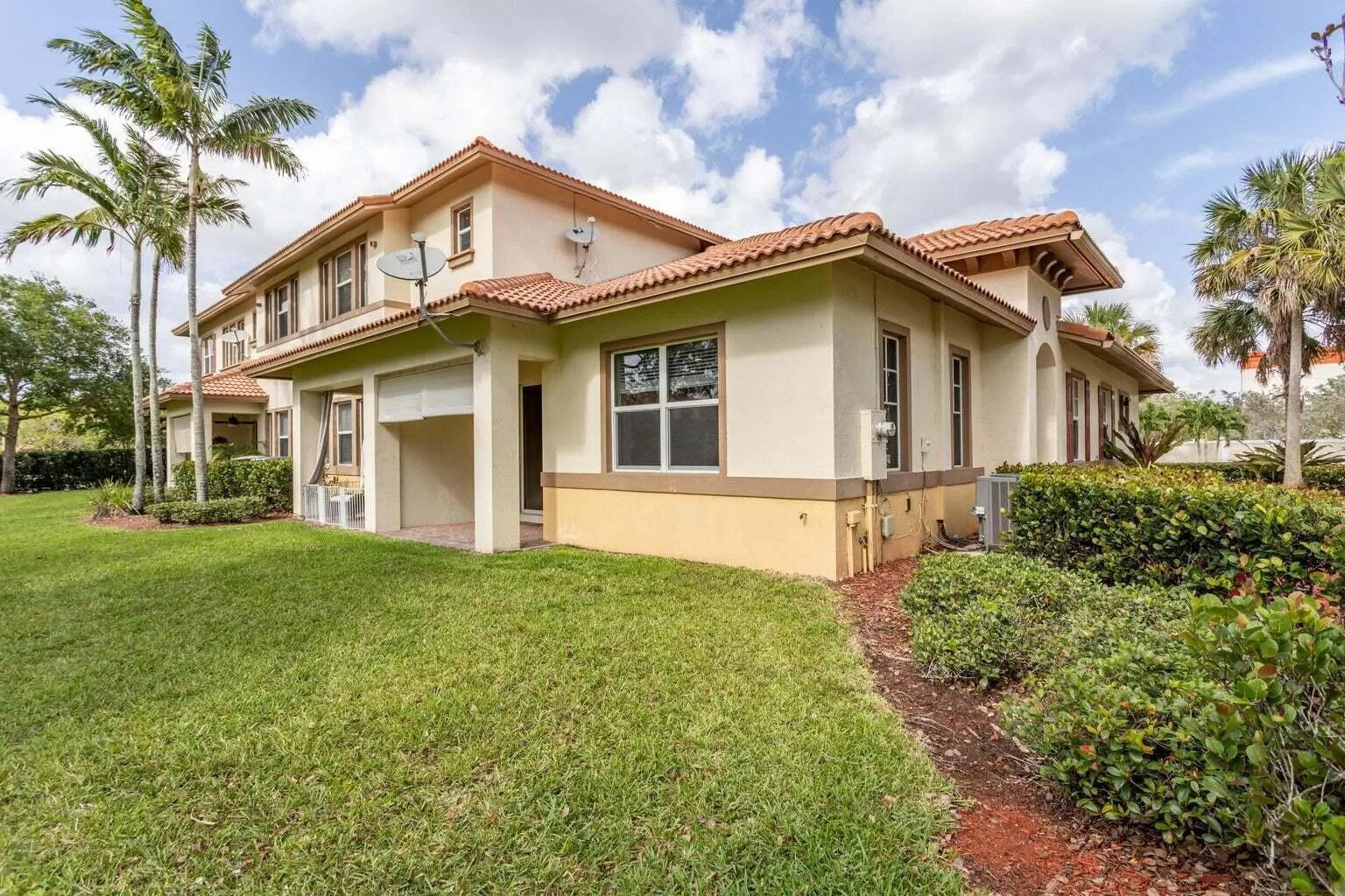 6072 NW 116th Drive