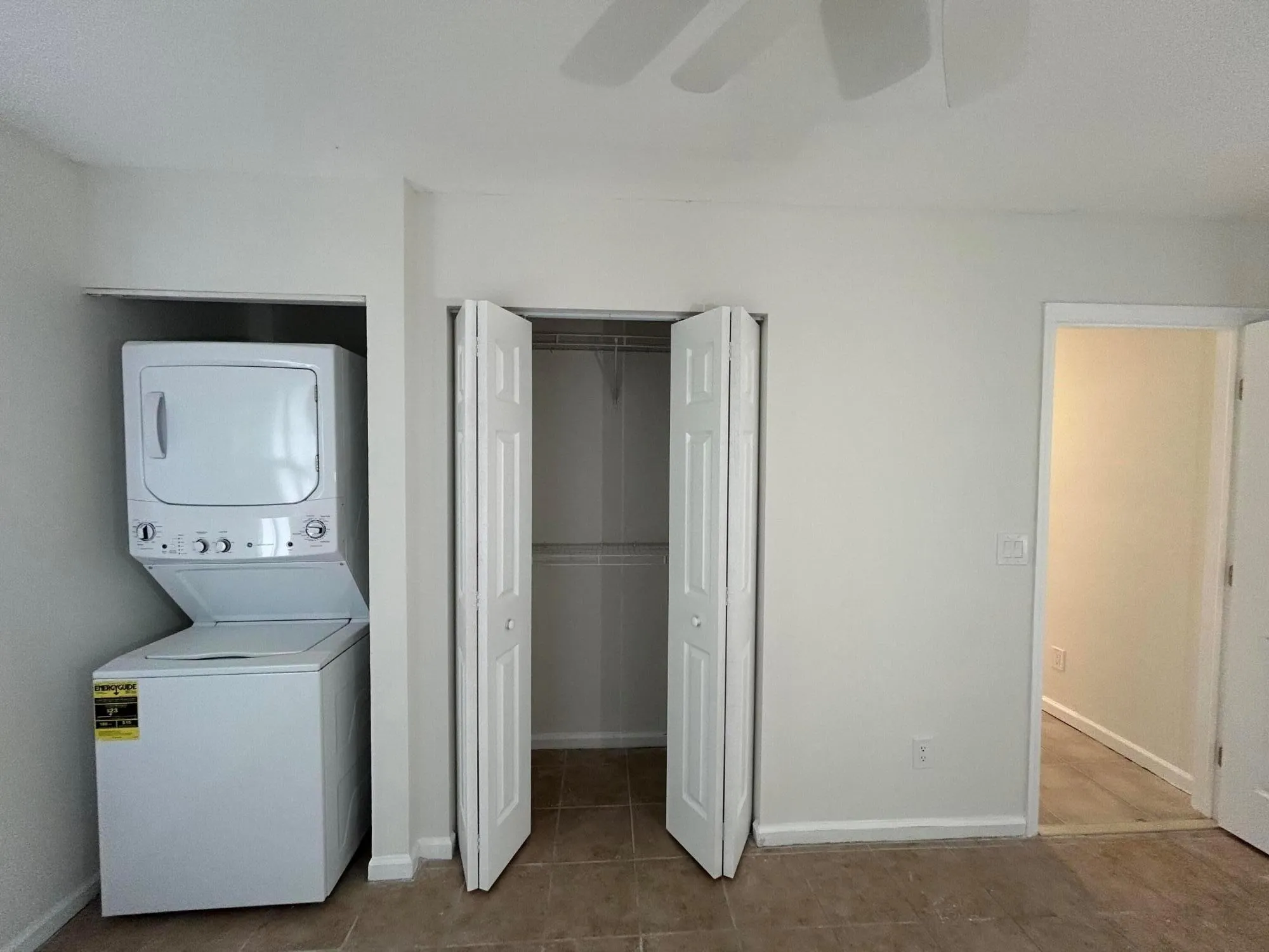 5555 SE 47th Av Avenue, #B