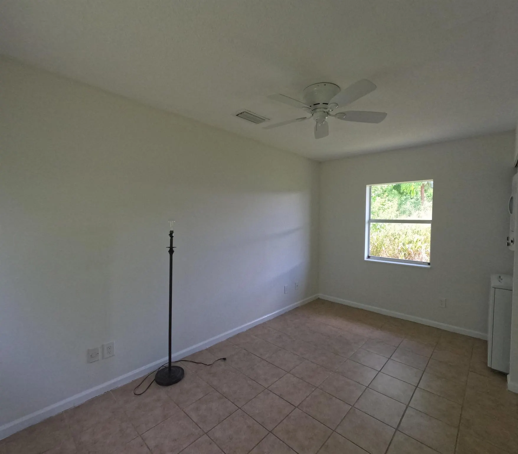 5555 SE 47th Av Avenue, #B