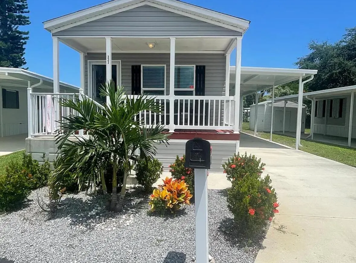 356 Mockingbird Avenue