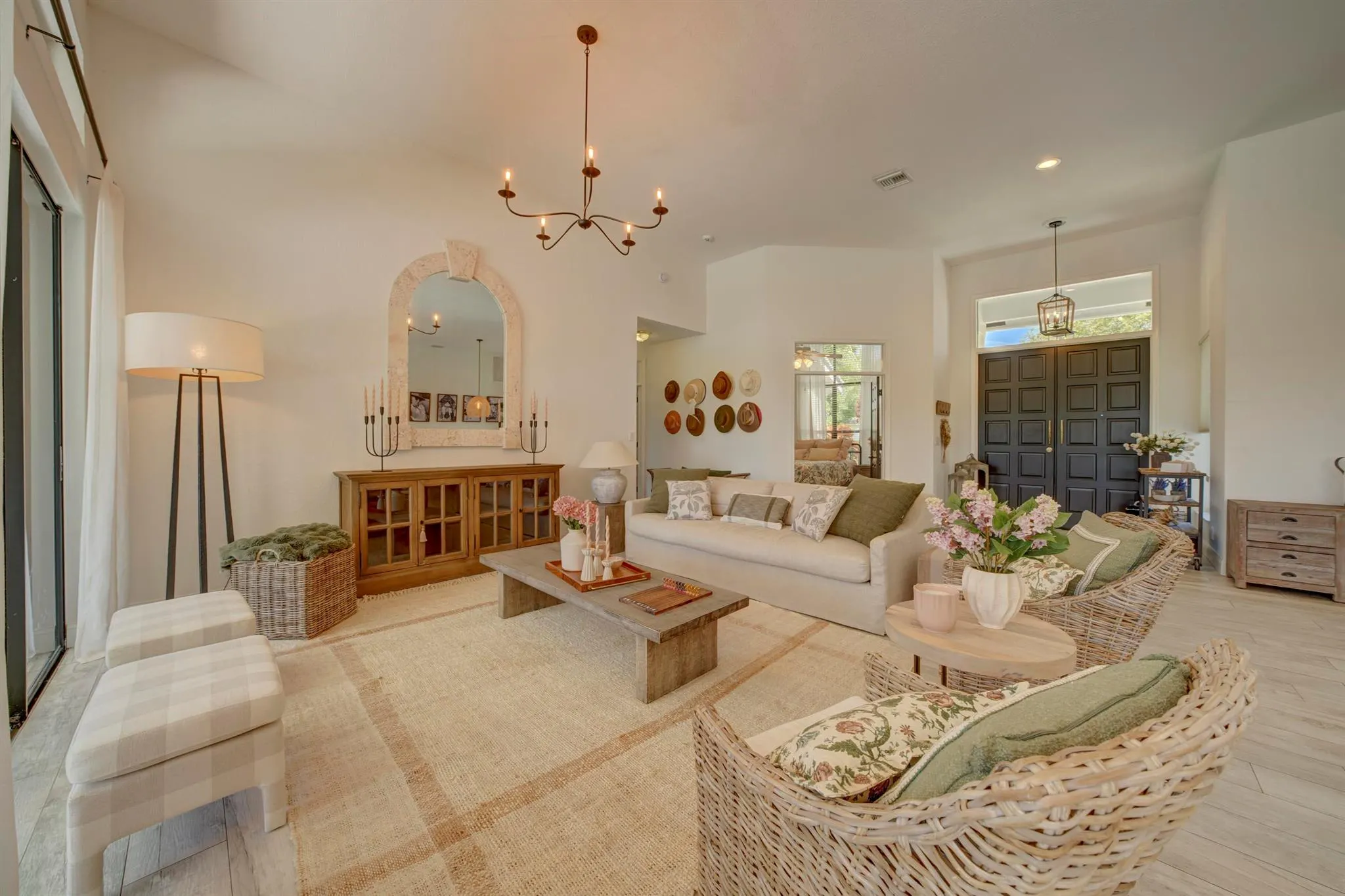 1902 S Club Drive