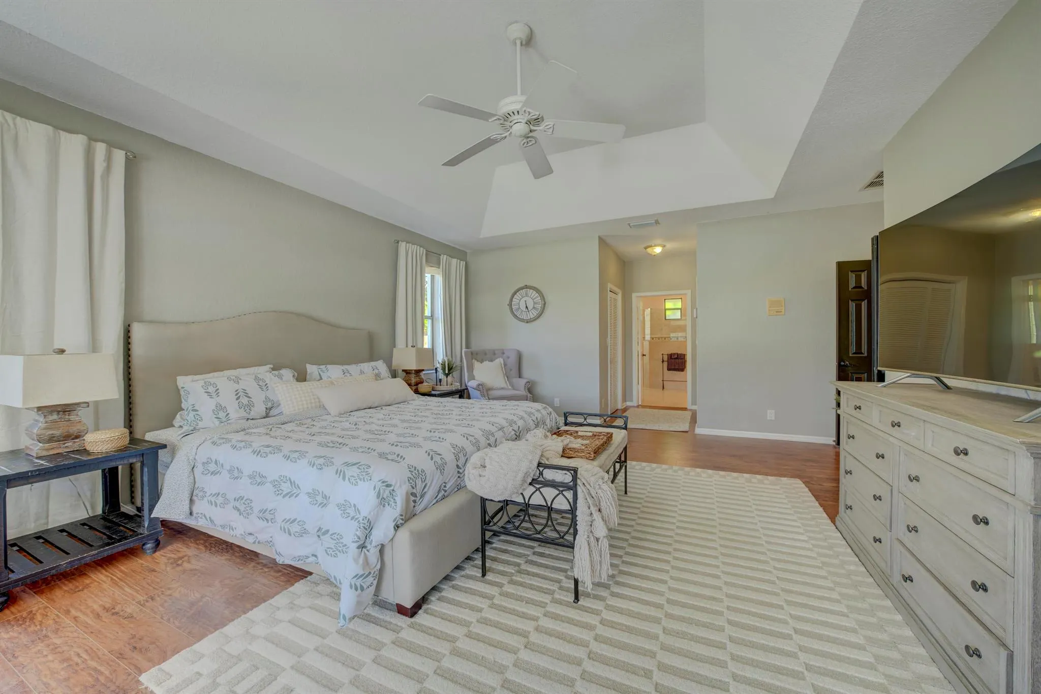 1902 S Club Drive
