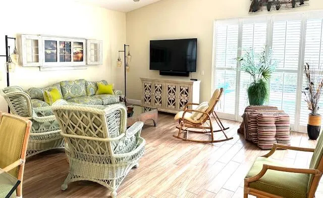 1970 Corsica Drive