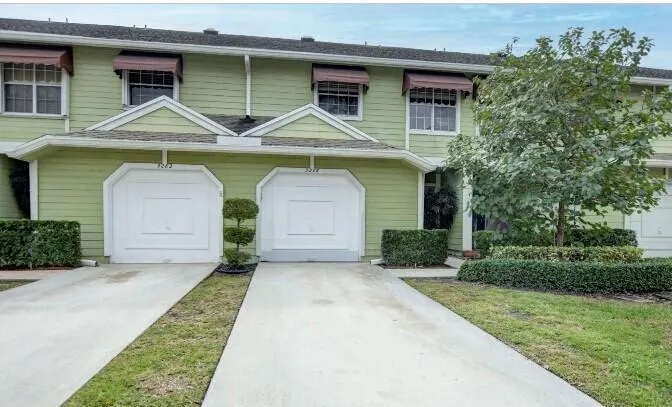 5286 Sapphire Valley