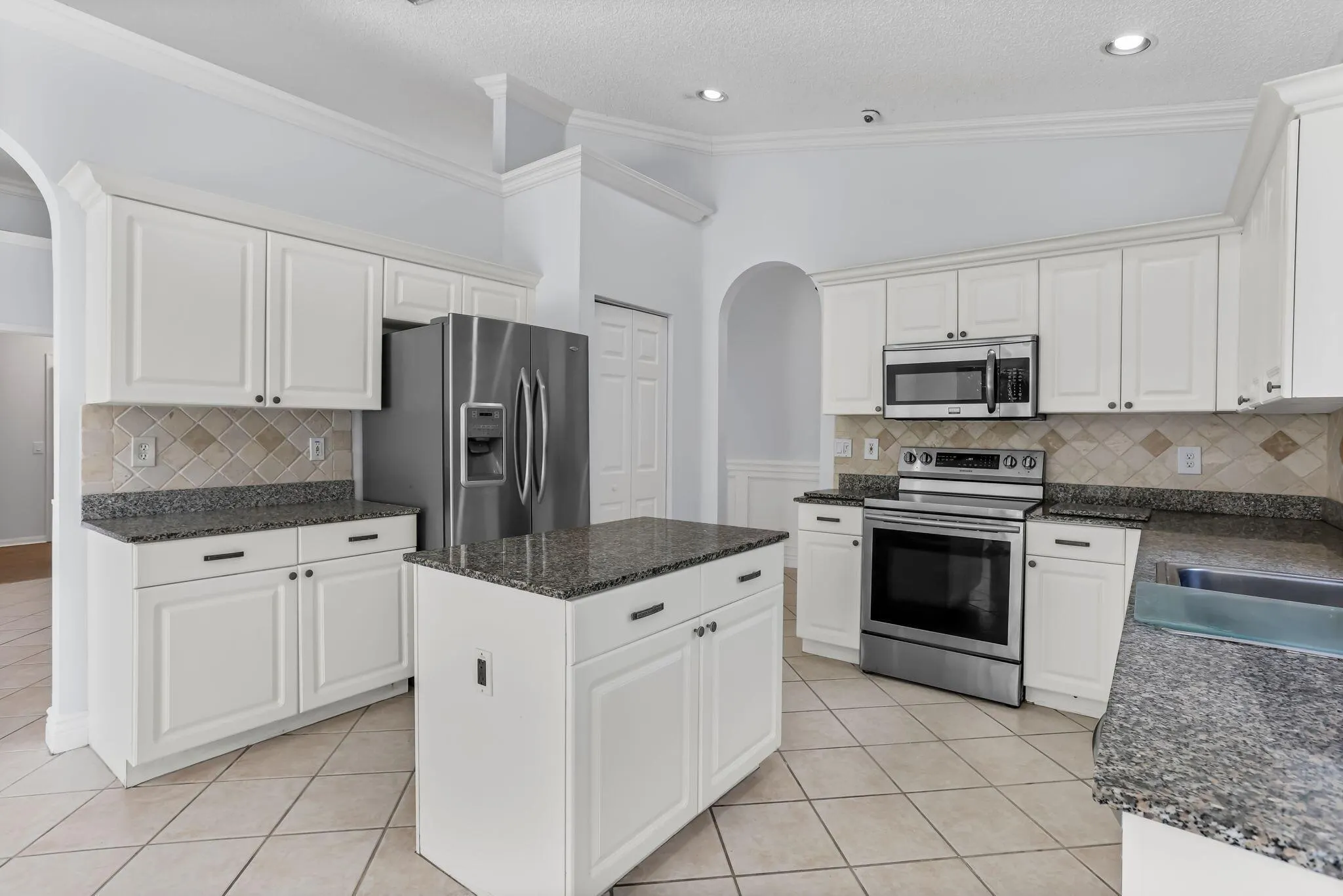 7607 Colony Lake Drive