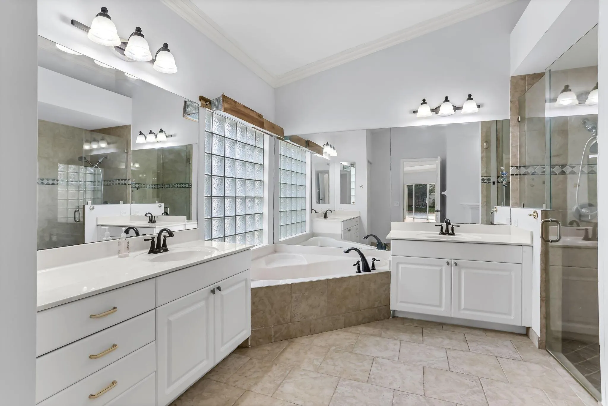 7607 Colony Lake Drive