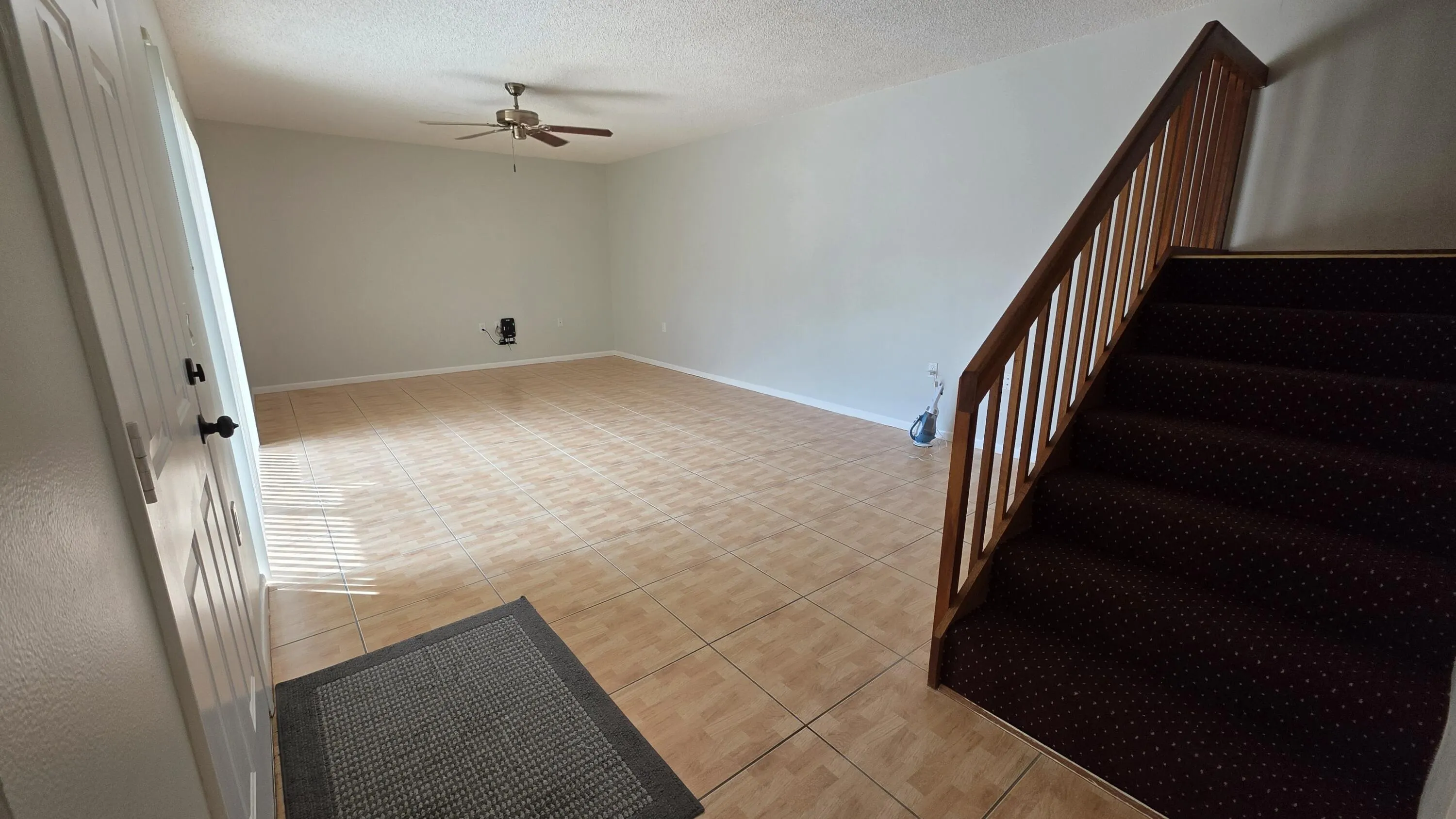 5609 SE Windsong Lane