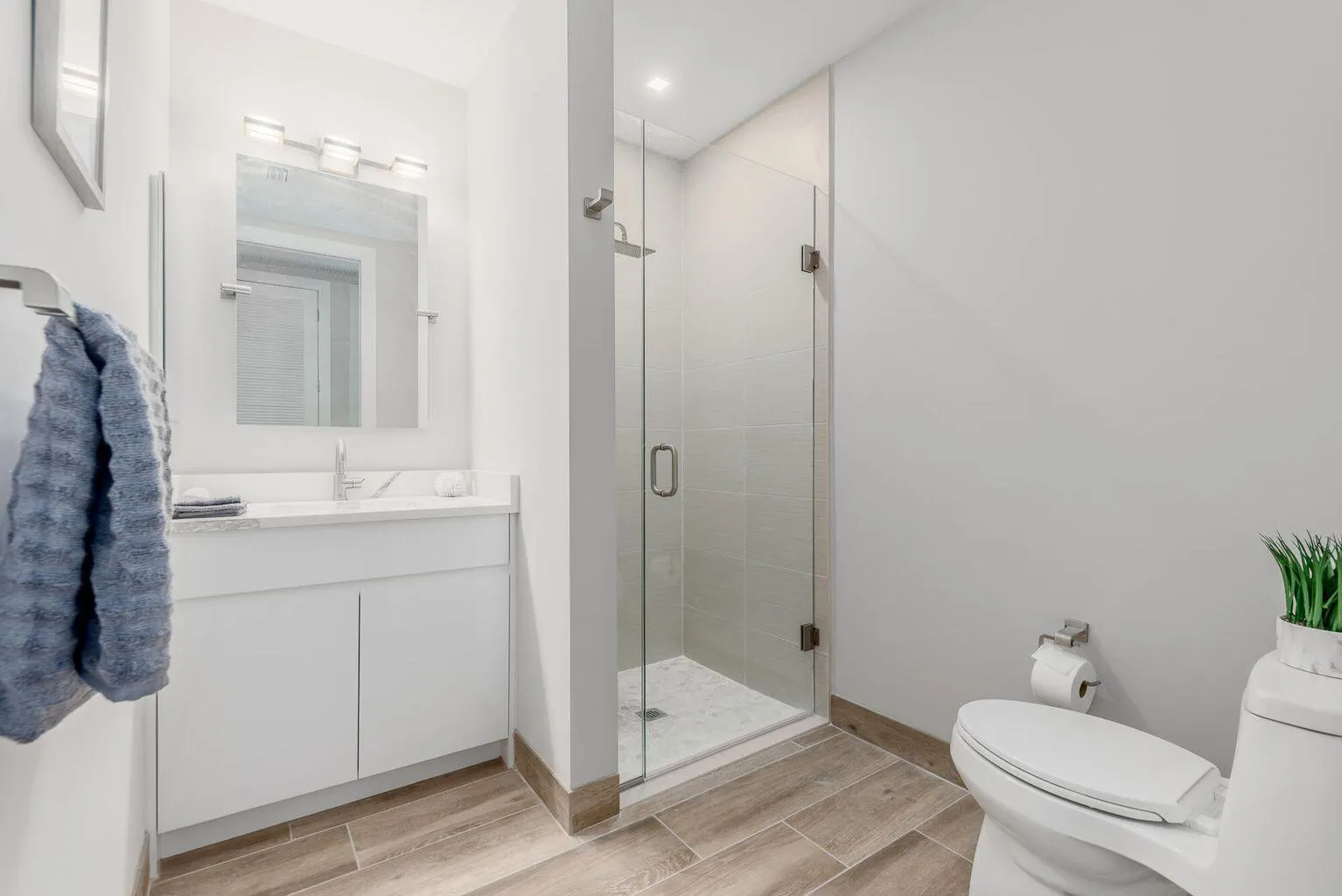 41 SW Seminole Street, #410