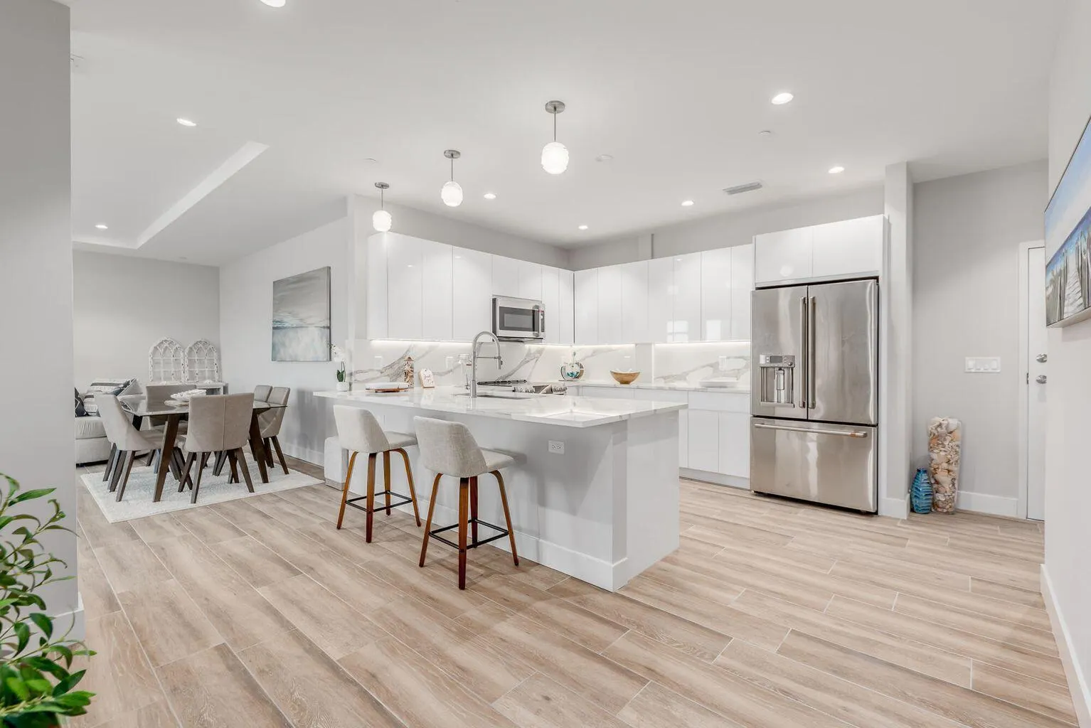 41 SW Seminole Street, #410