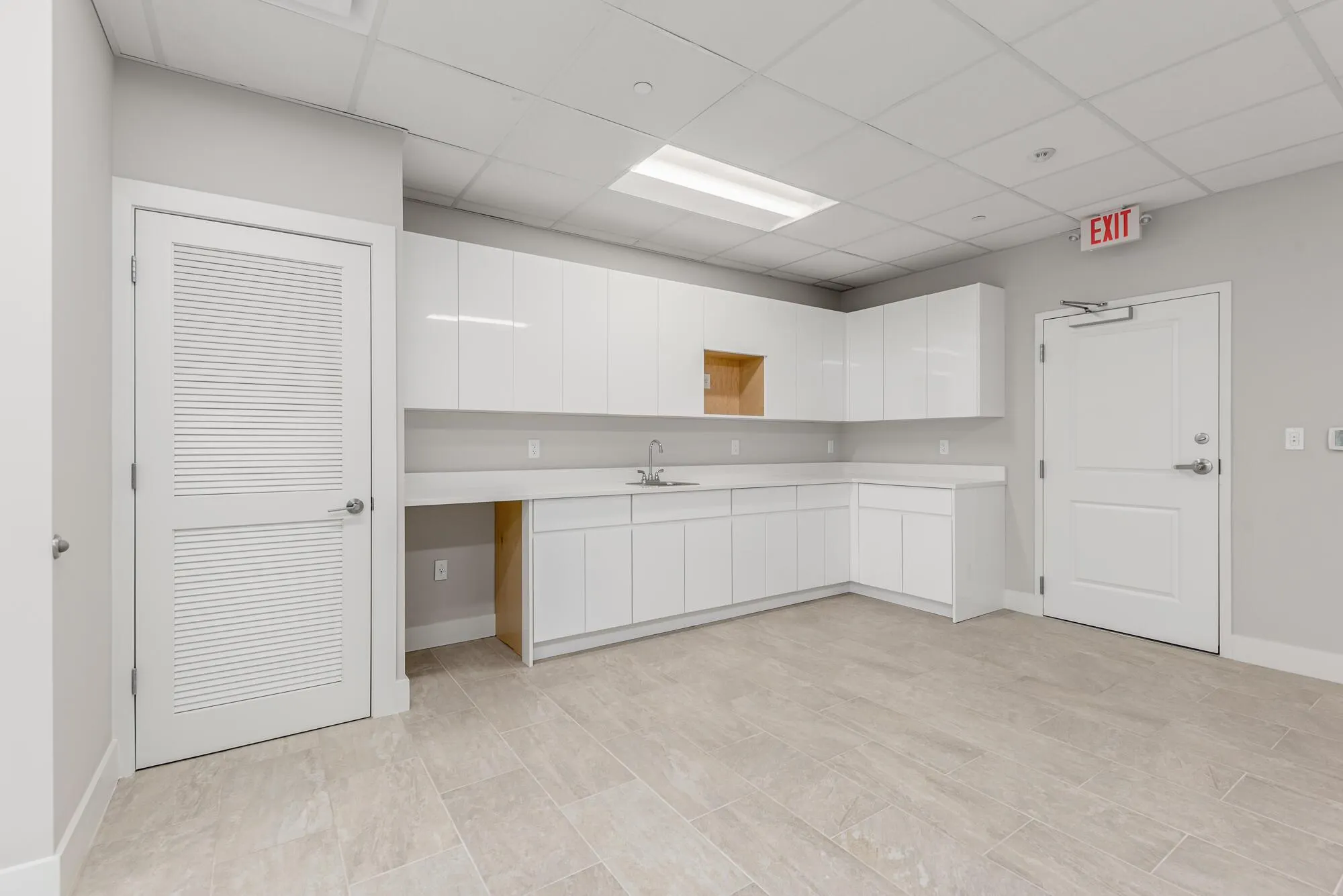 41 SW Seminole Street, #210