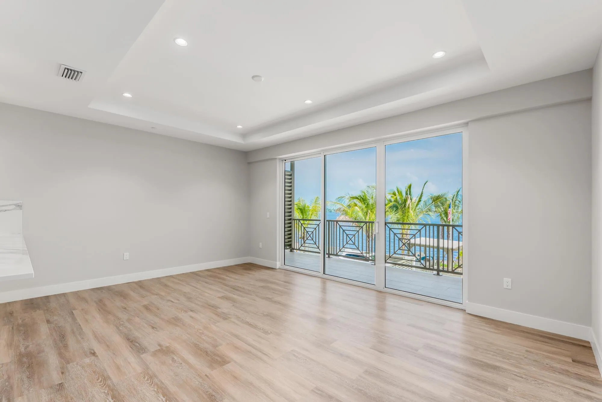 41 SW Seminole Street, #203