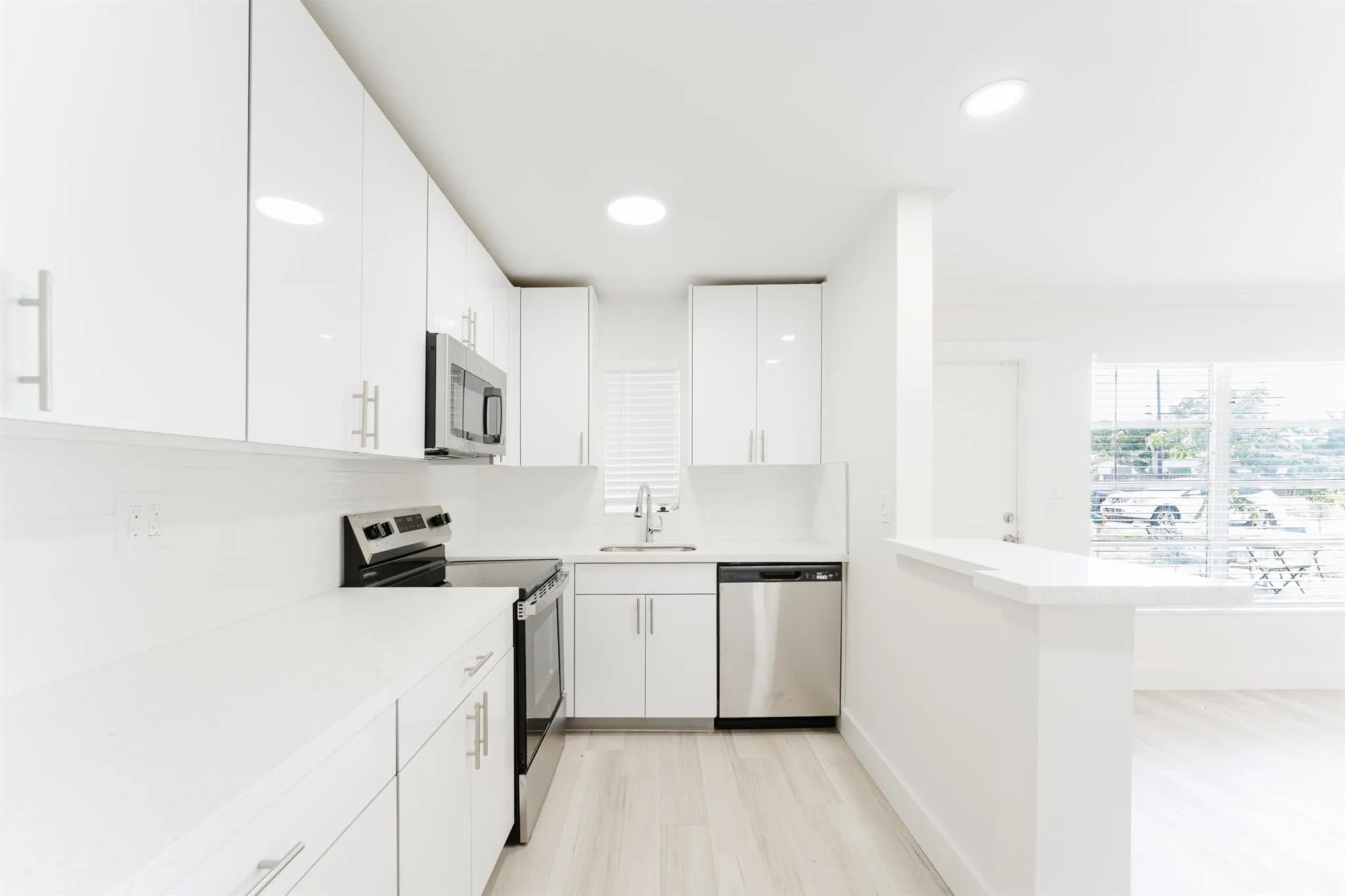 3420 NE 16th Terrace, #1-4
