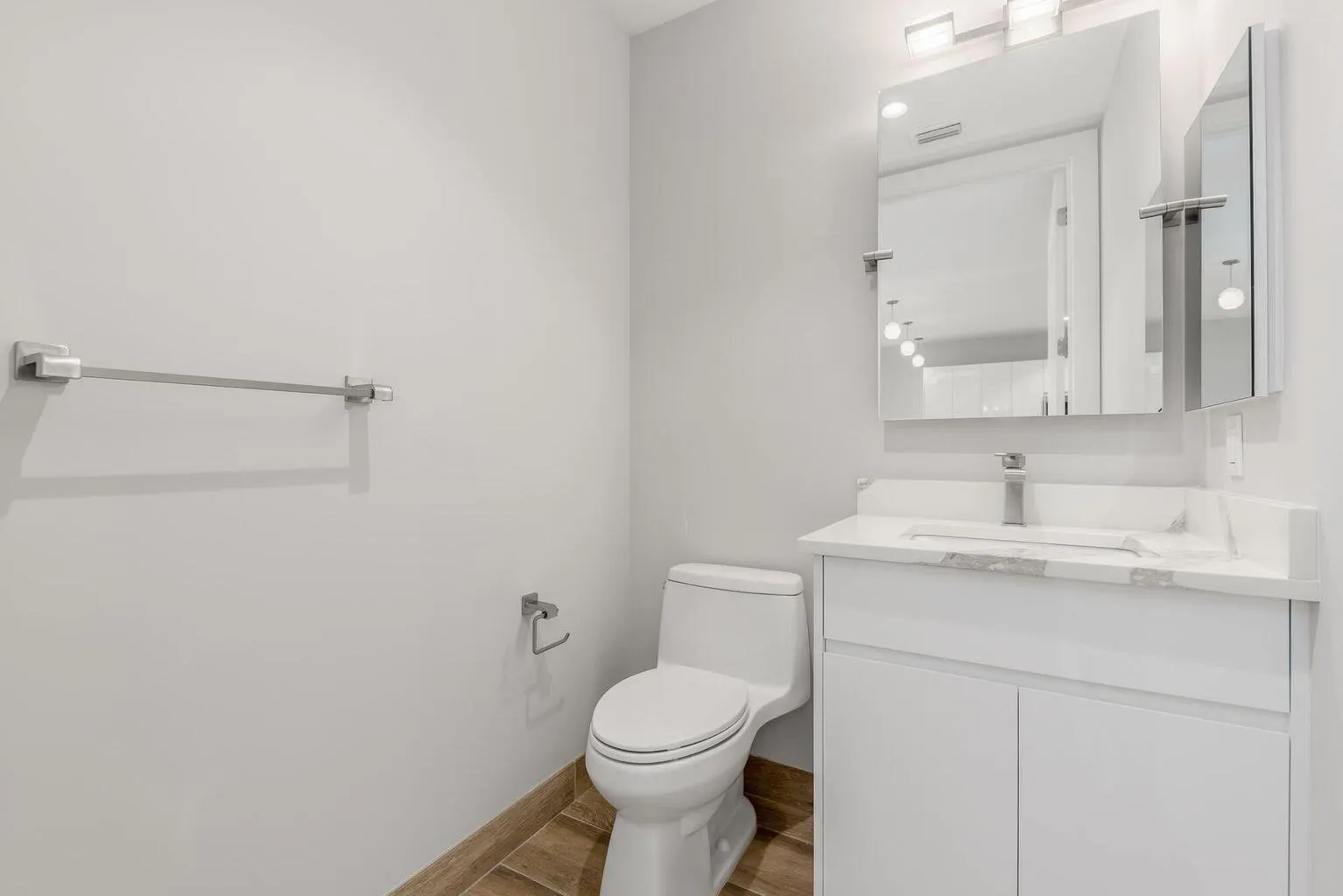 41 SW Seminole Street, #203