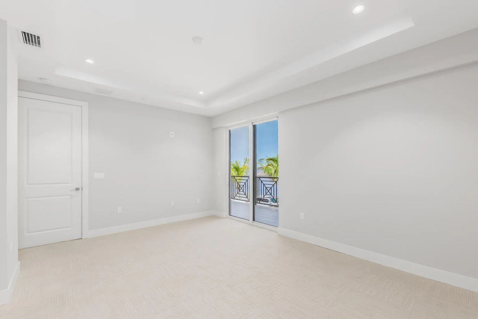 41 SW Seminole Street, #203