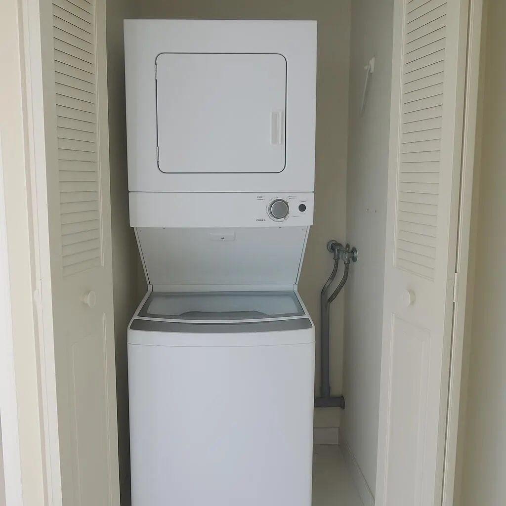 3590 Via Poinciana, #510