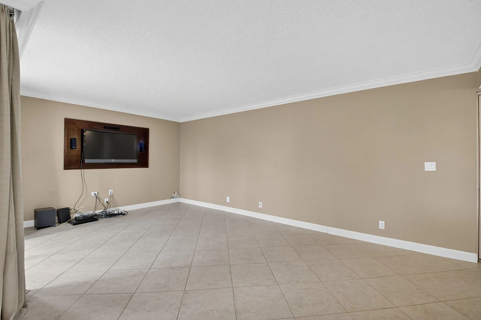 450 Egret Circle, #9201