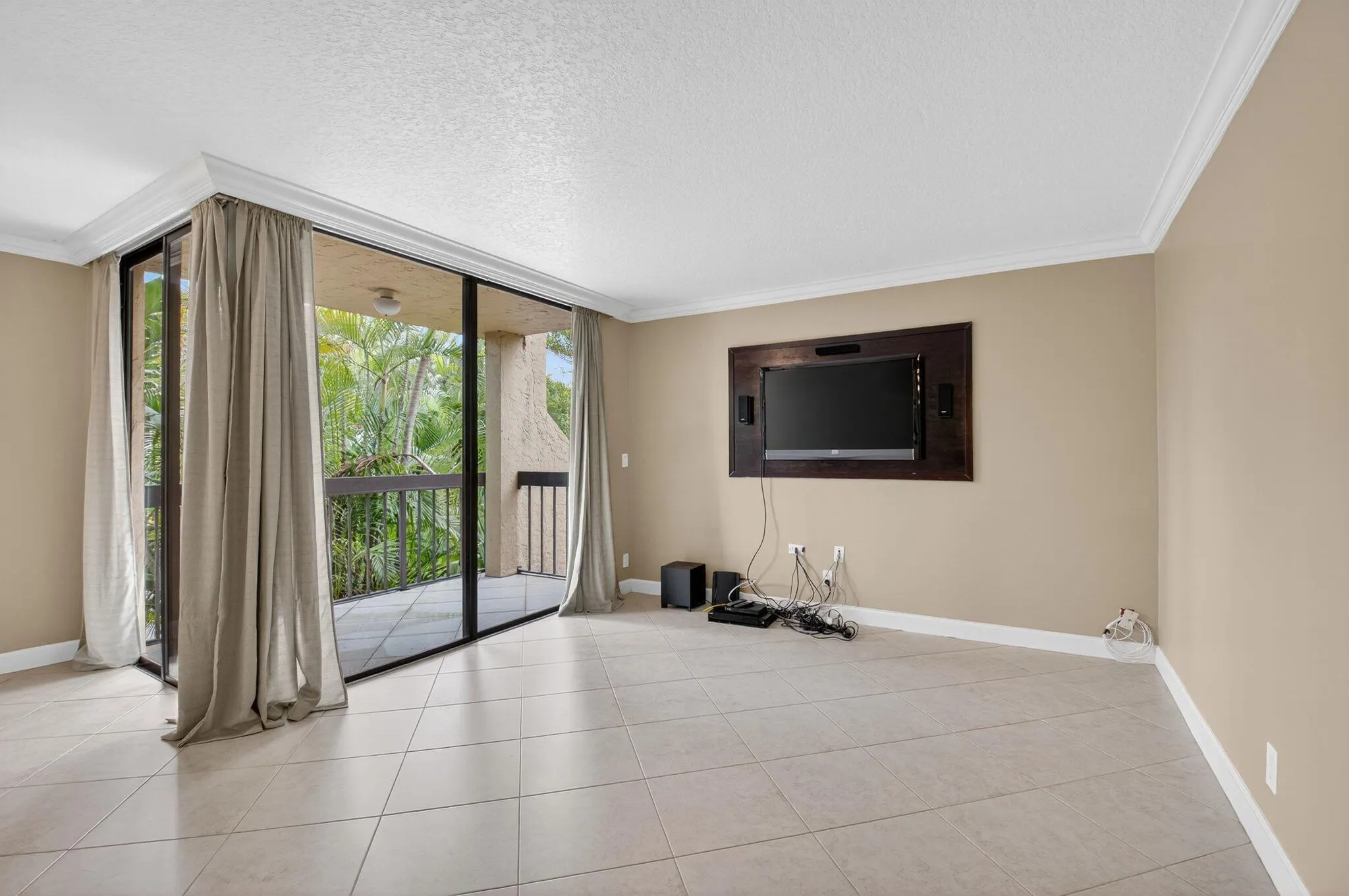 450 Egret Circle, #9201
