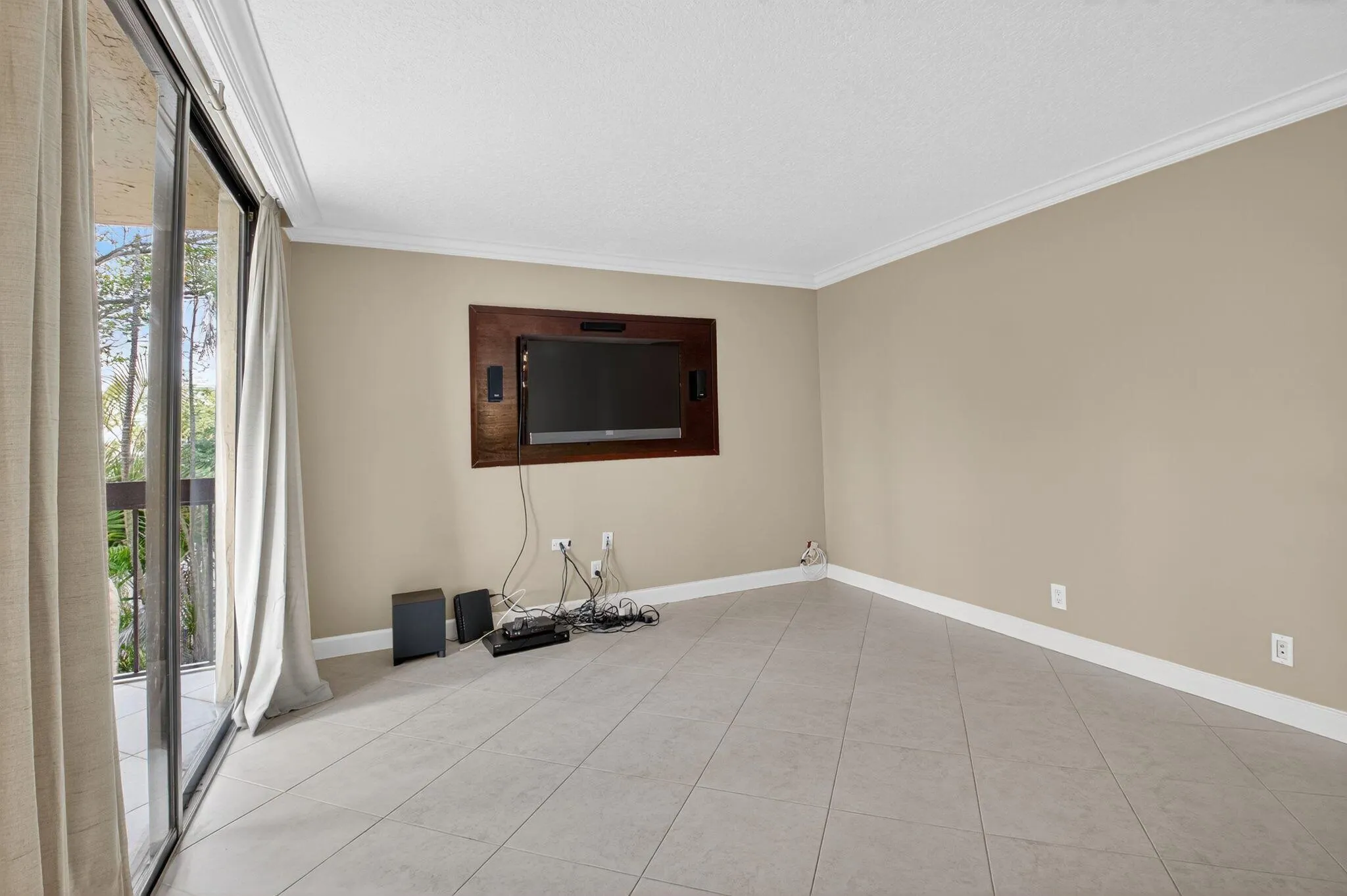 450 Egret Circle, #9201