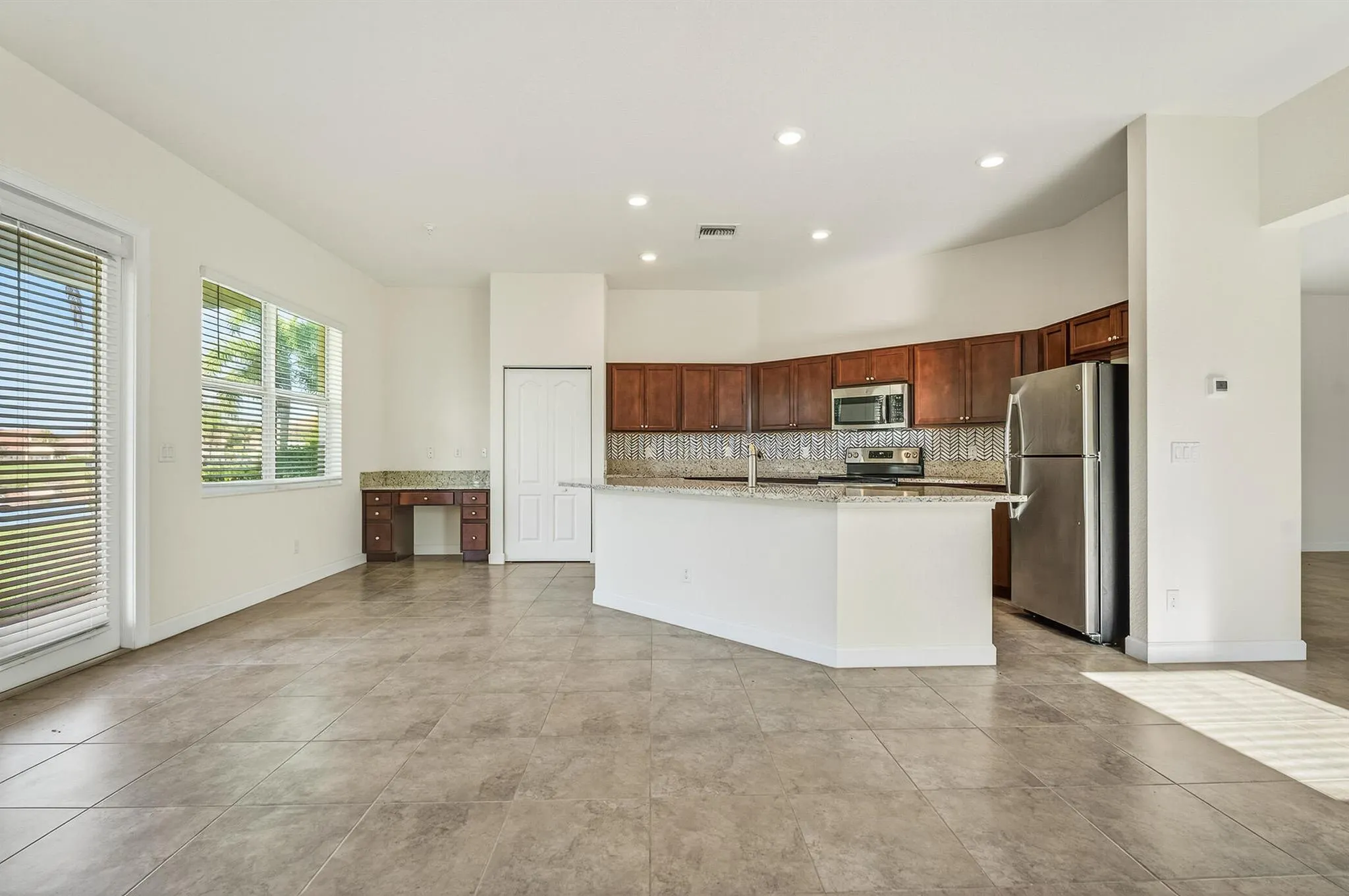 1769 Berkshire Circle SW