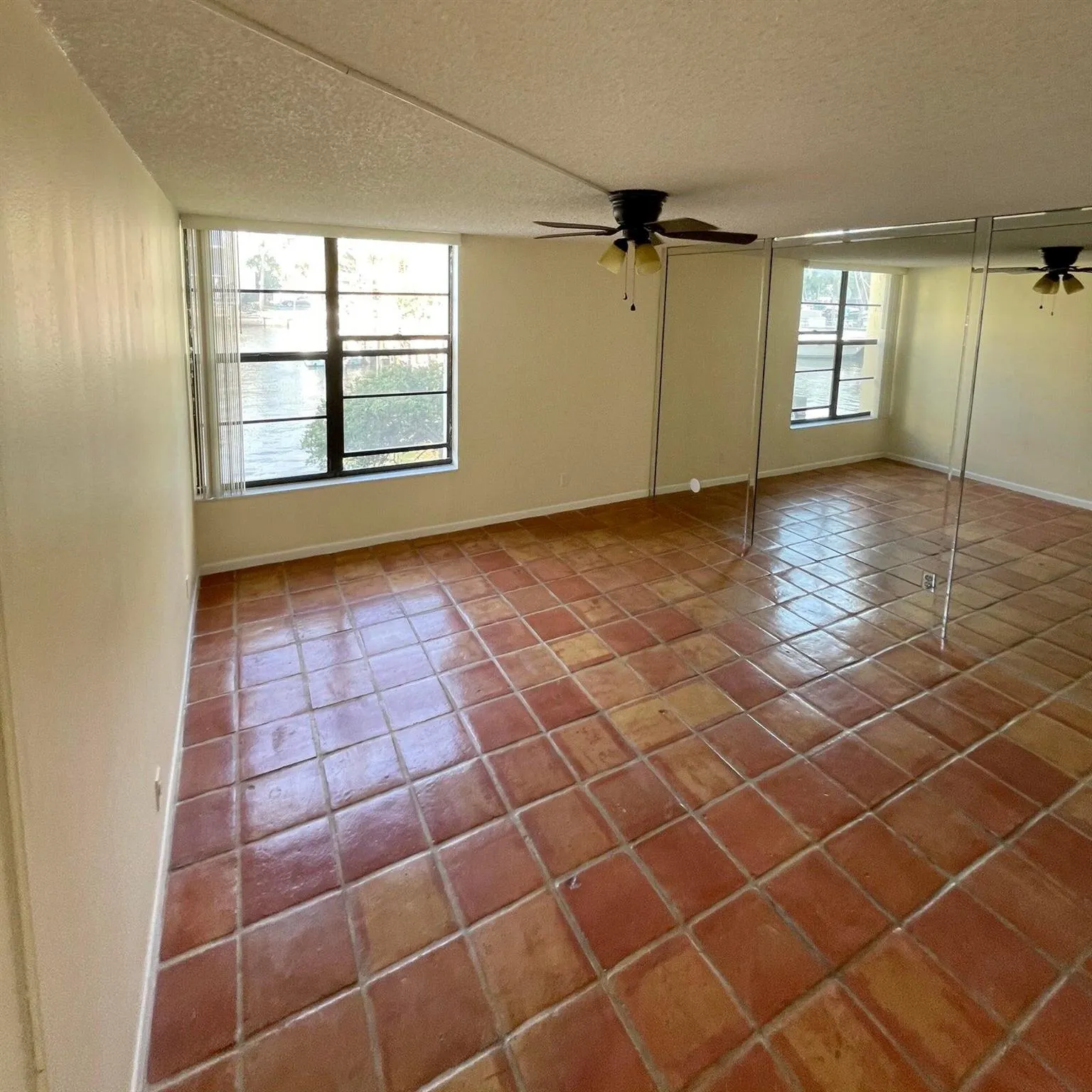 9 Royal Palm Way, #106