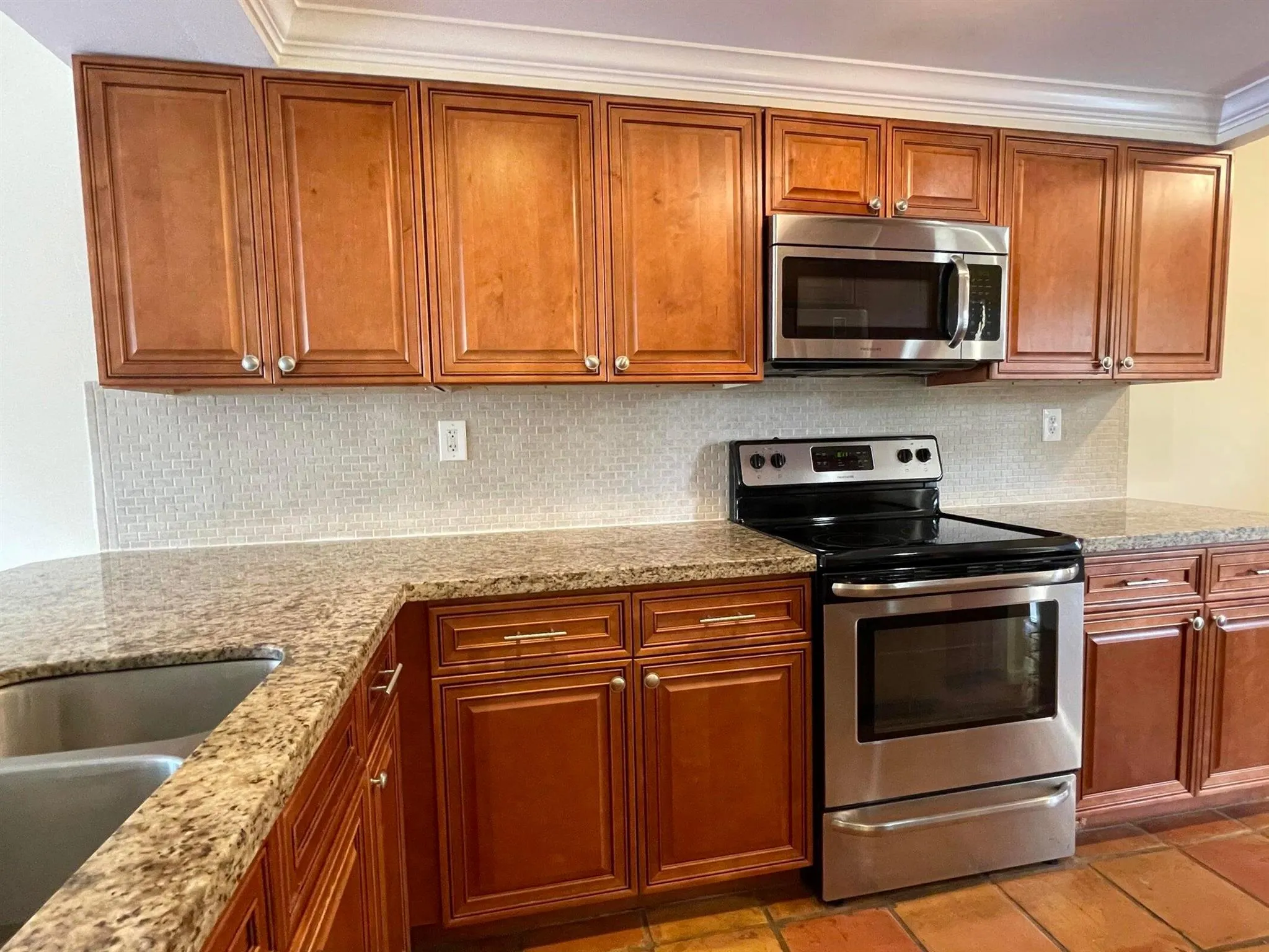 9 Royal Palm Way, #106