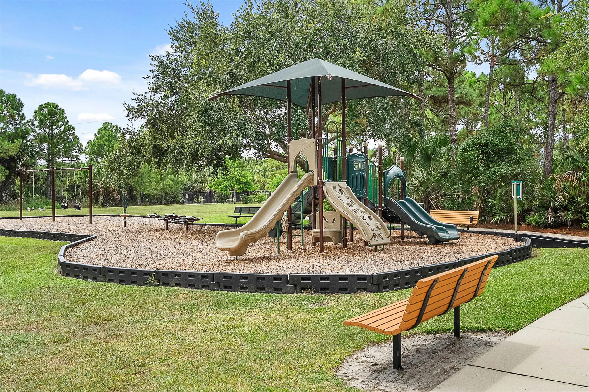 6633 SW Silver Wolf Drive