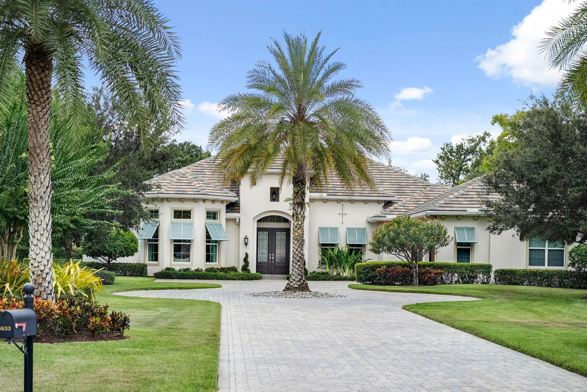 6633 SW Silver Wolf Drive