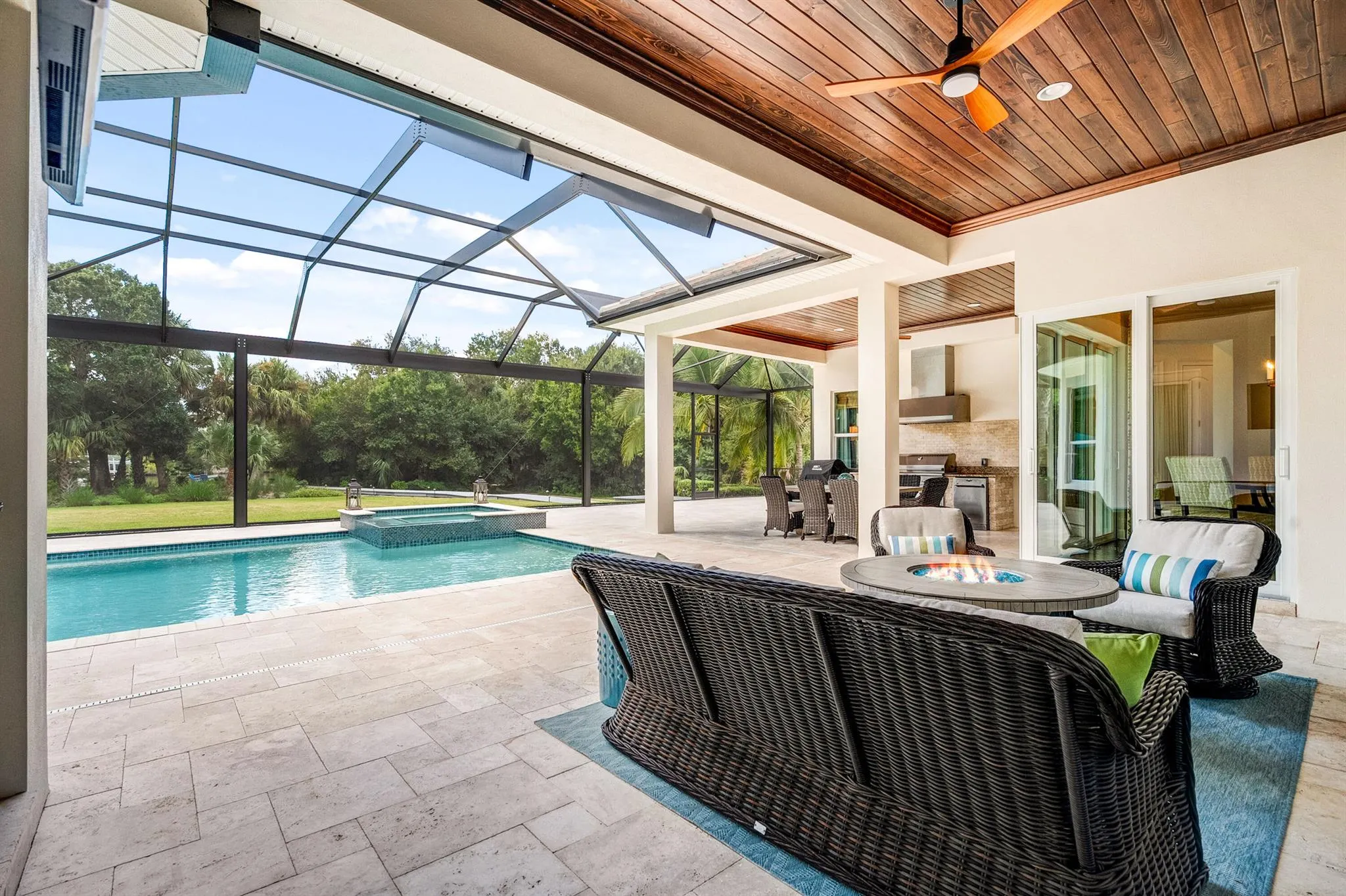 6633 SW Silver Wolf Drive