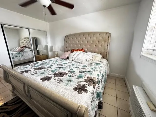 1050 E Sample Road, #307