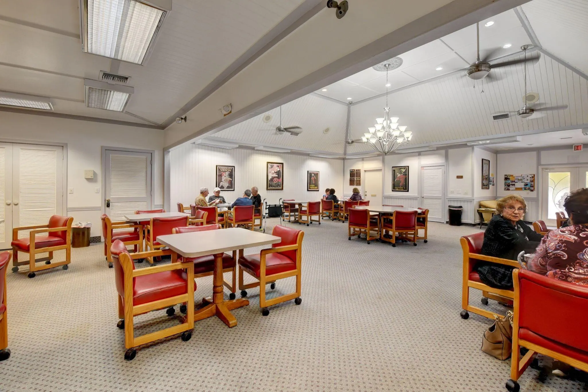 8315 Casa Del Lago, #F