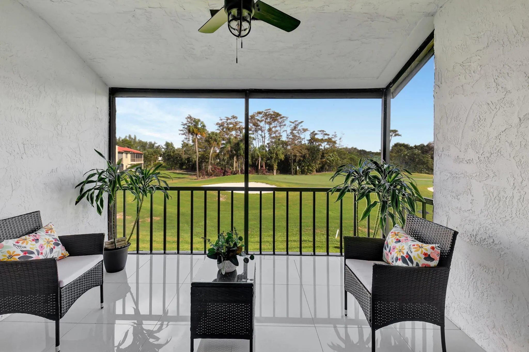 8315 Casa Del Lago, #F