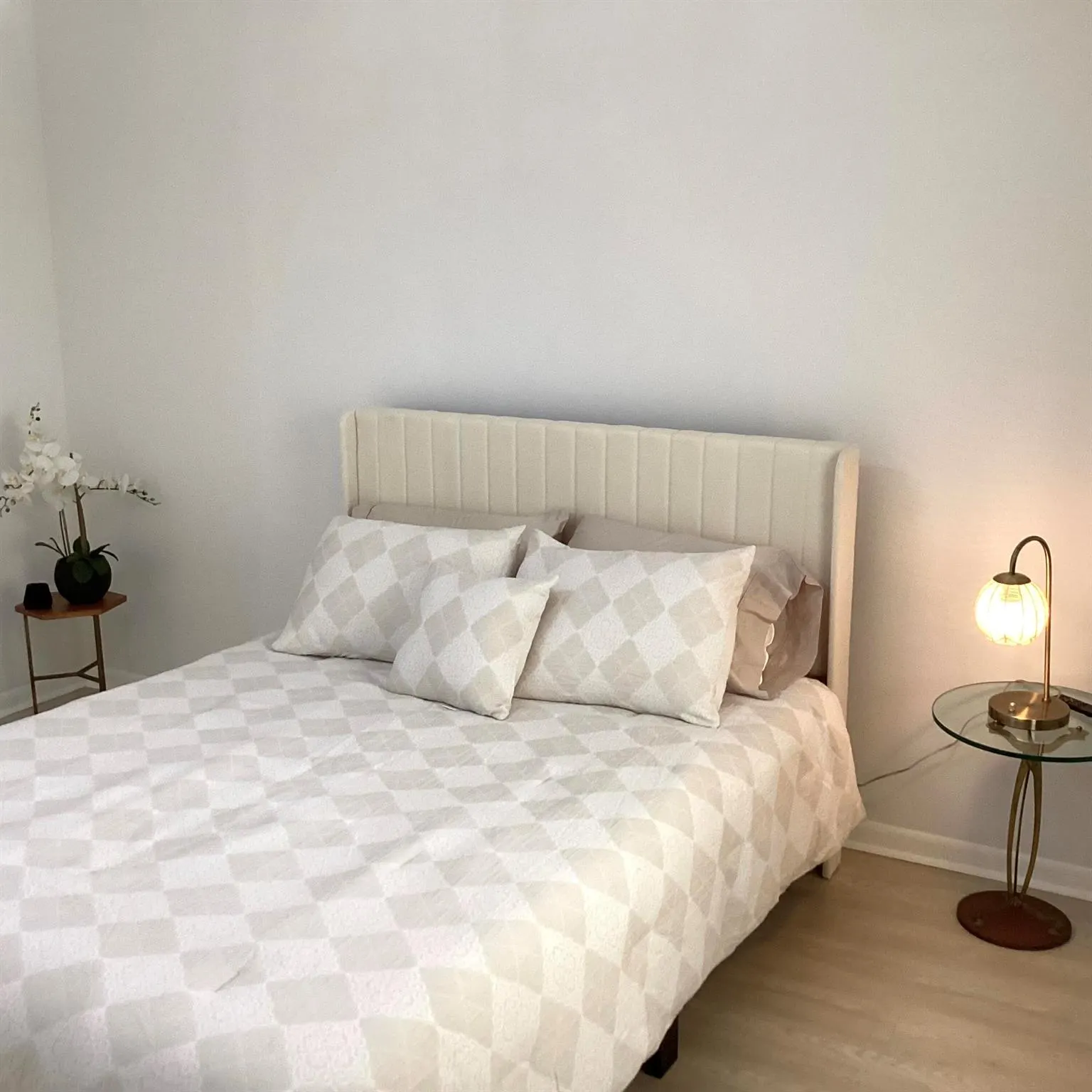 8315 Casa Del Lago, #F