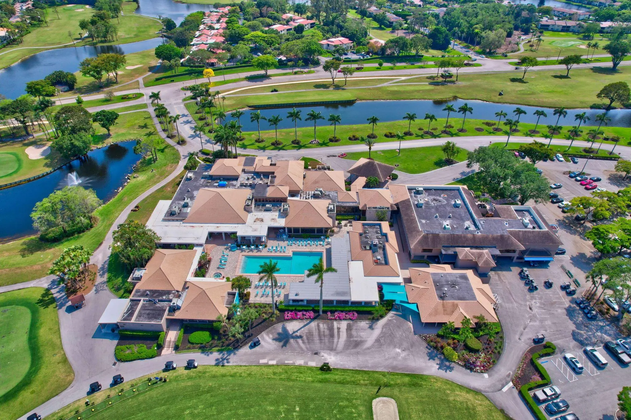 8315 Casa Del Lago, #F