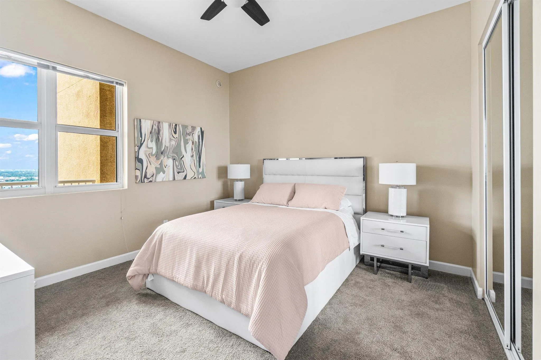 2650 Lake Shore Drive, #2403