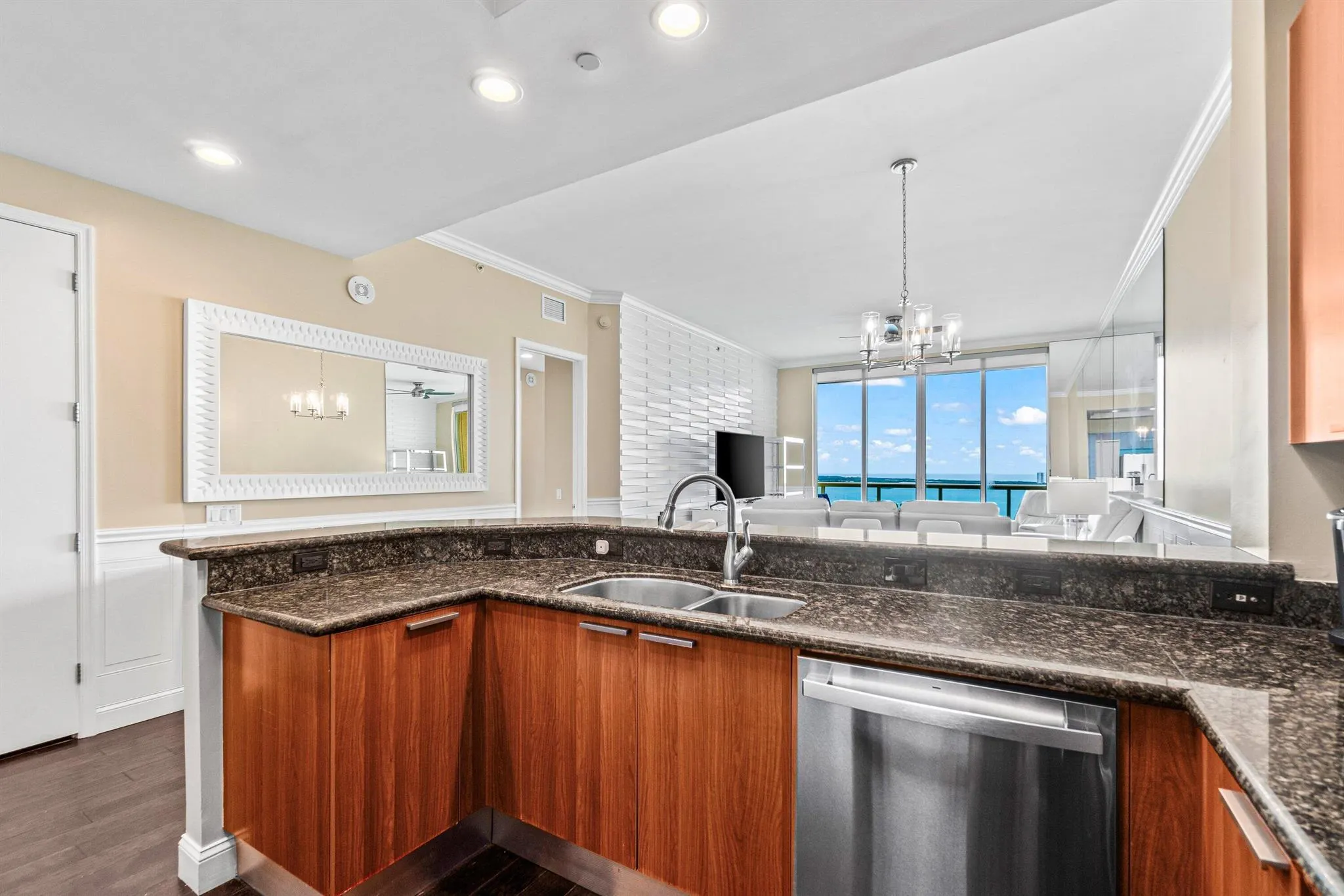 2650 Lake Shore Drive, #2403