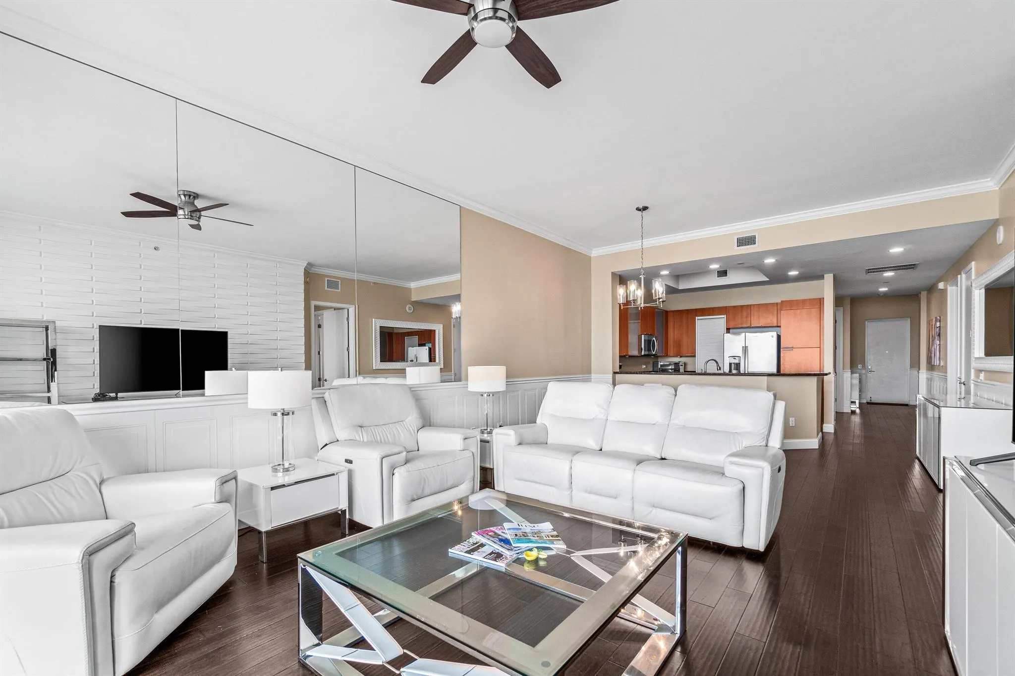 2650 Lake Shore Drive, #2403