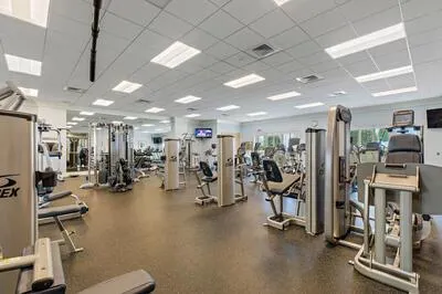 2650 Lake Shore Drive, #2403