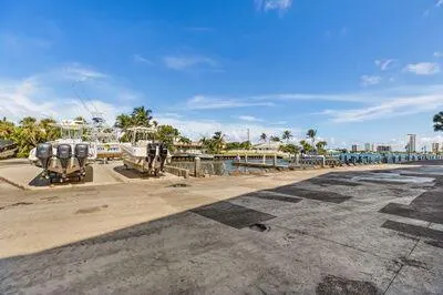 2650 Lake Shore Drive, #2403