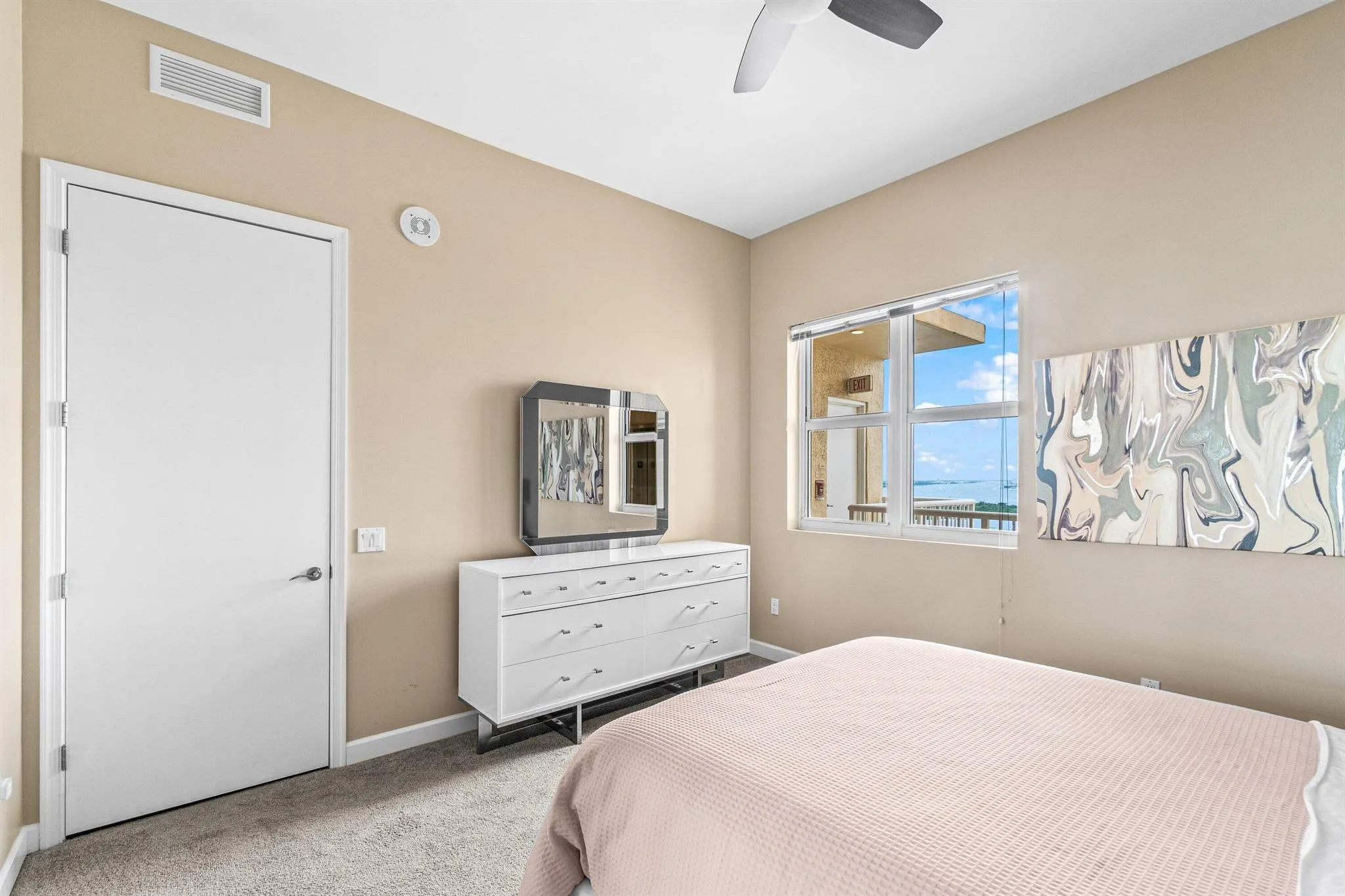 2650 Lake Shore Drive, #2403