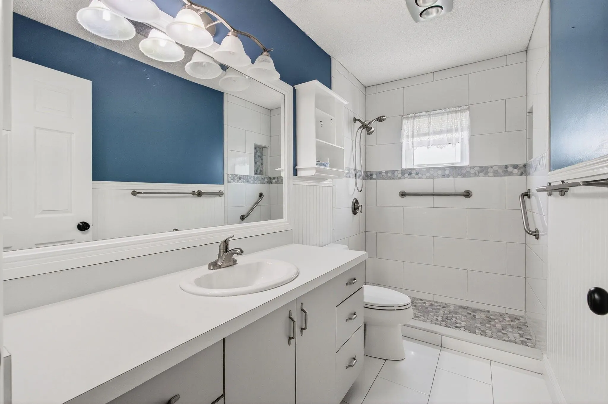 710 SW 16th Street