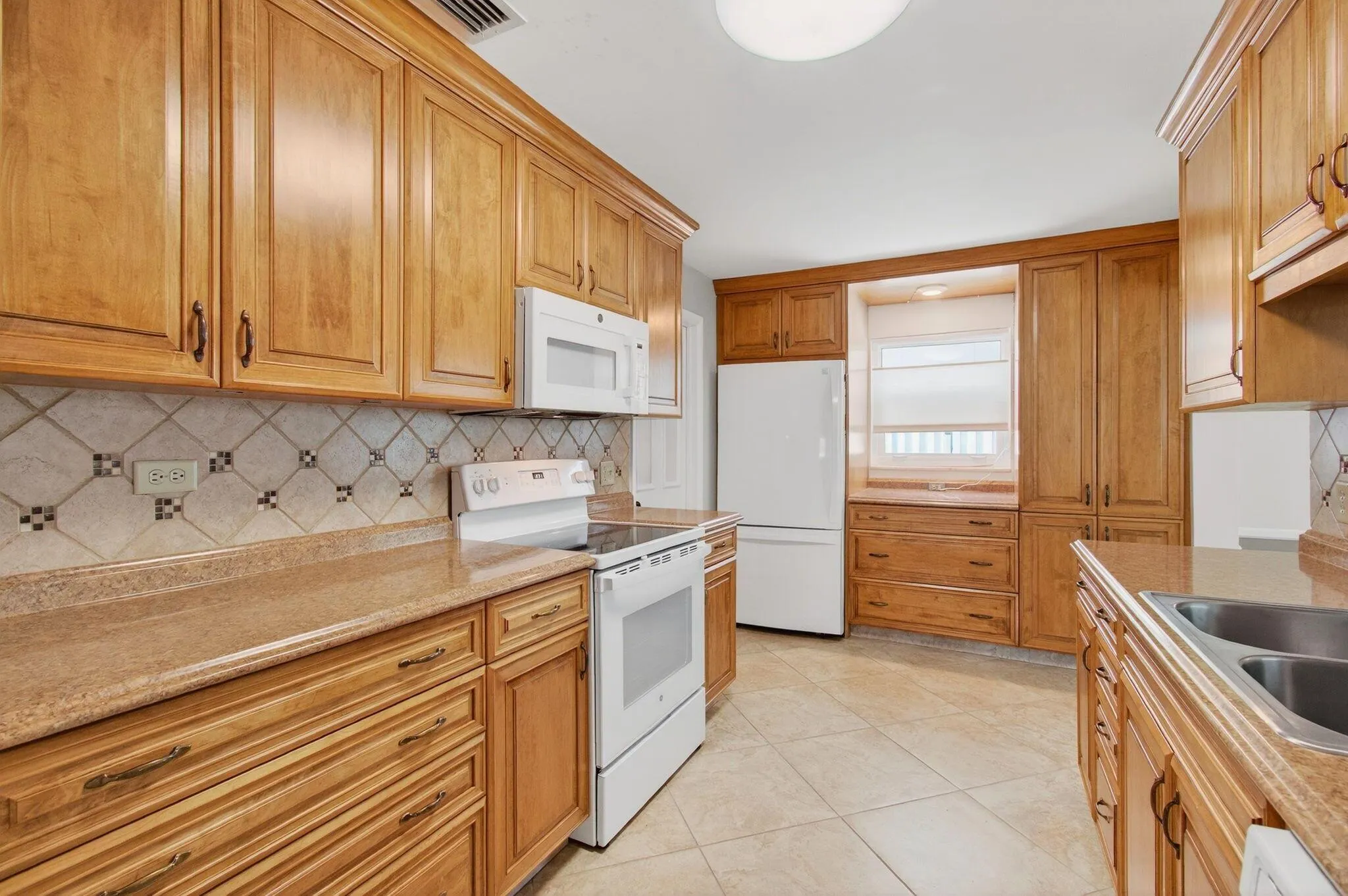 710 SW 16th Street