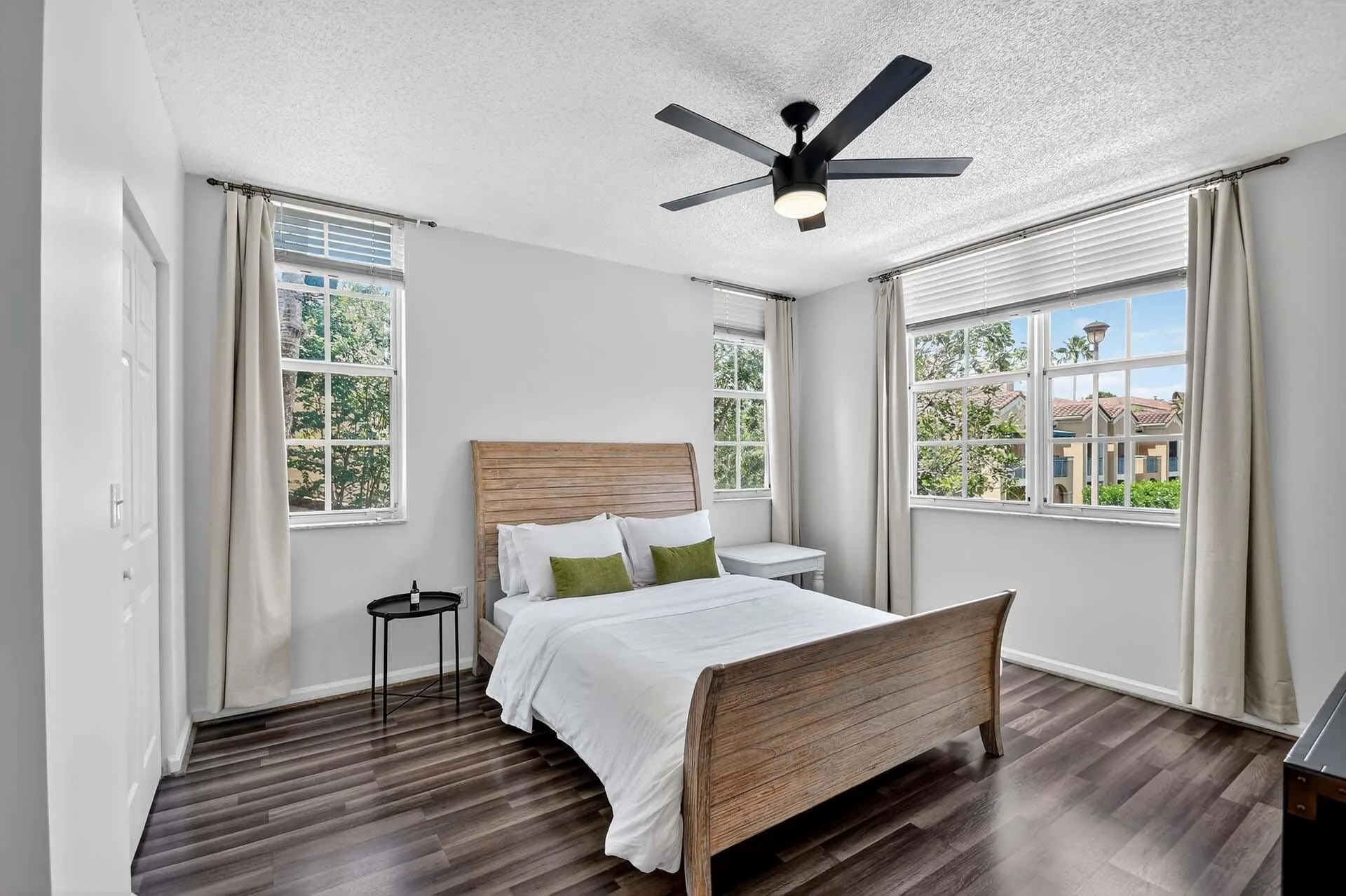 11740 Saint Andrews Place, #206
