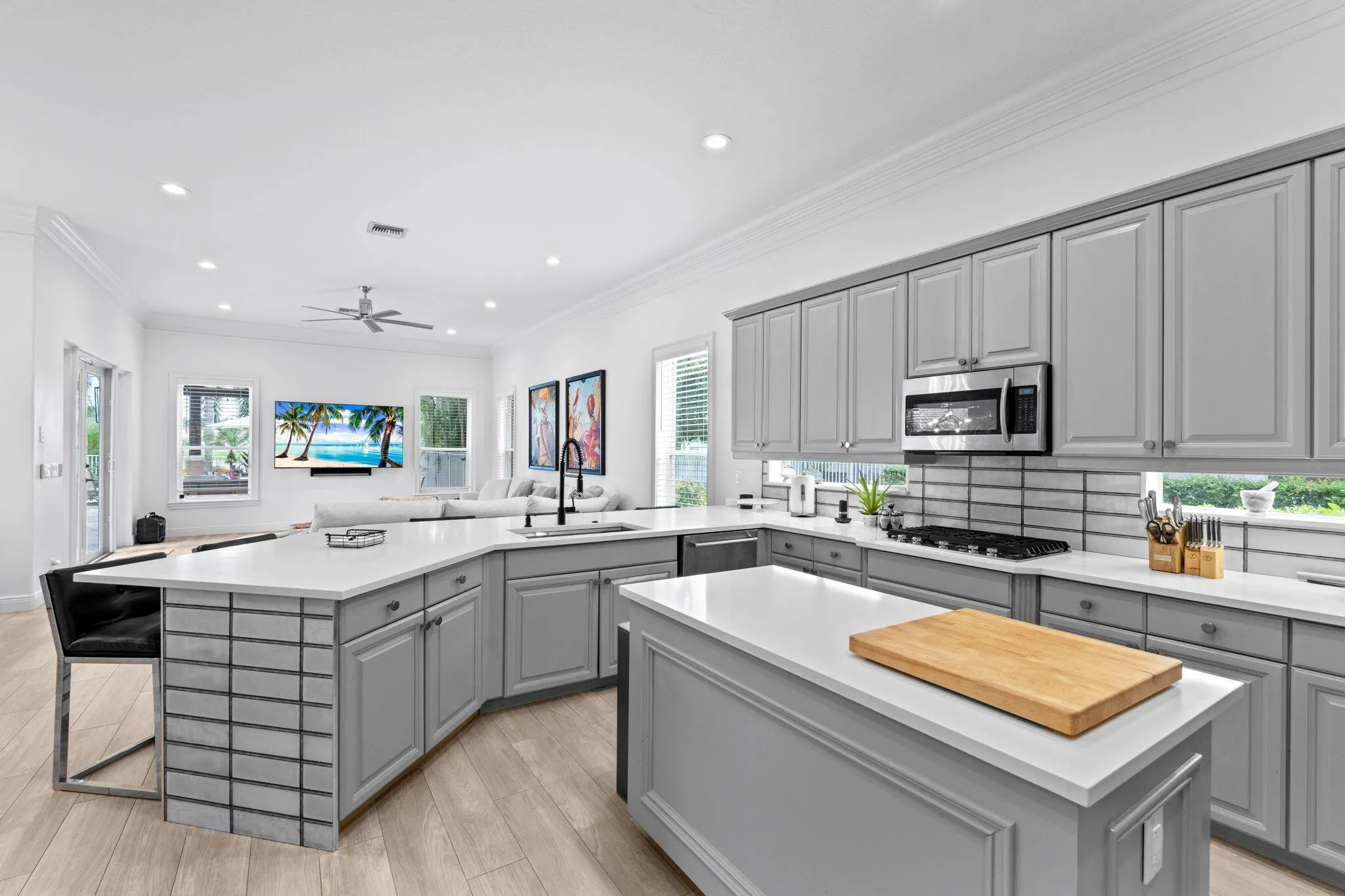 12442 Equine Lane