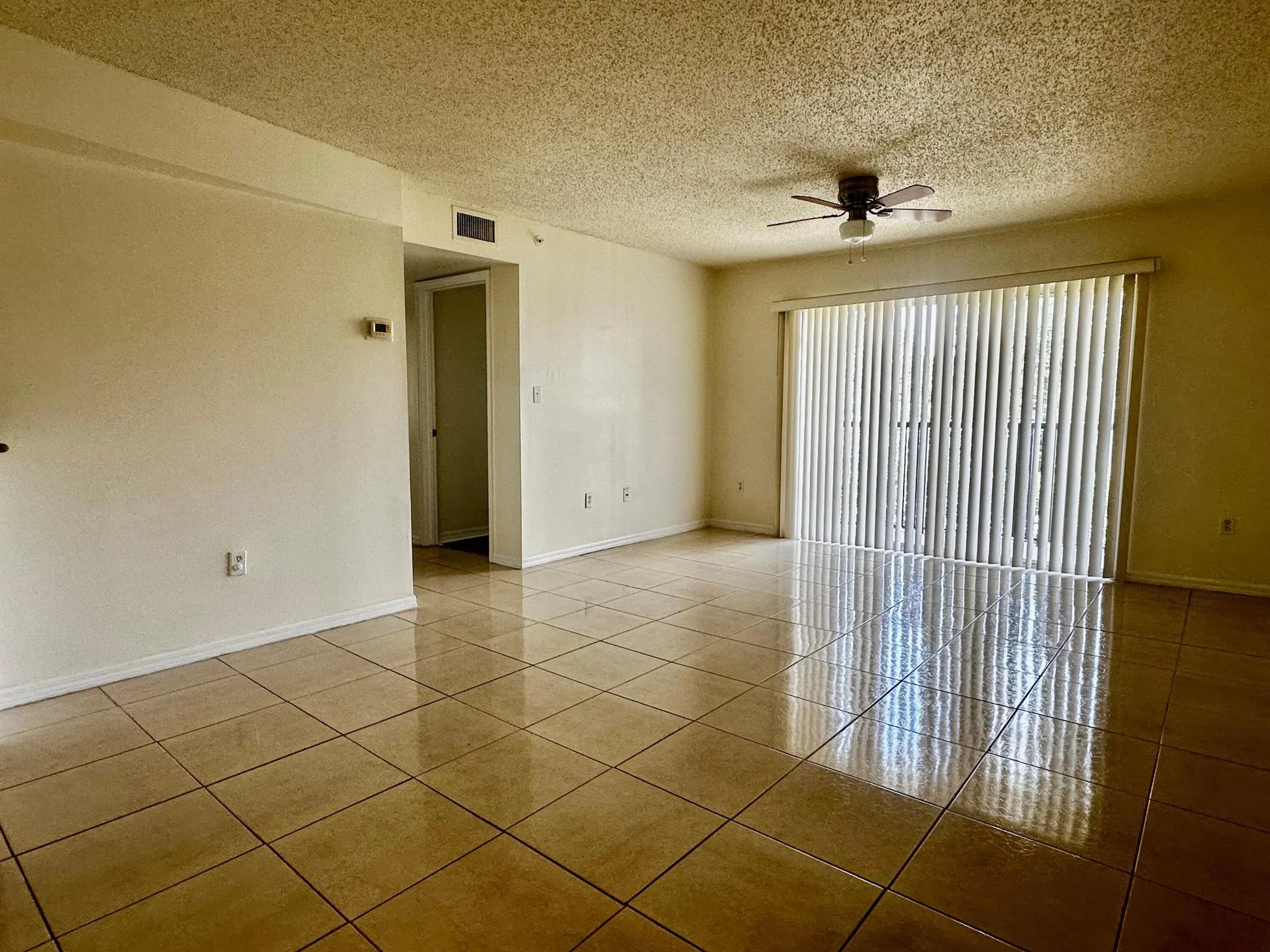 1300 Crestwood Court S, #1304