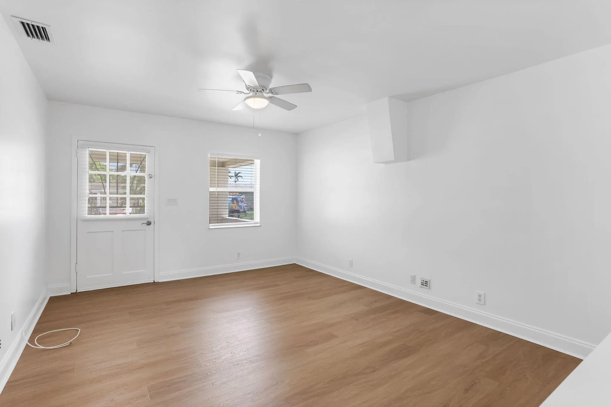 2403 Scott Street