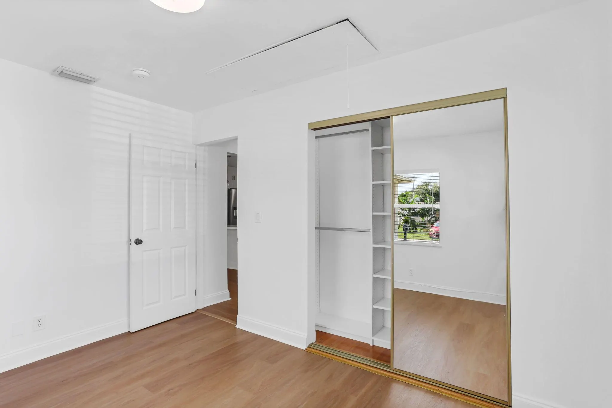 2403 Scott Street