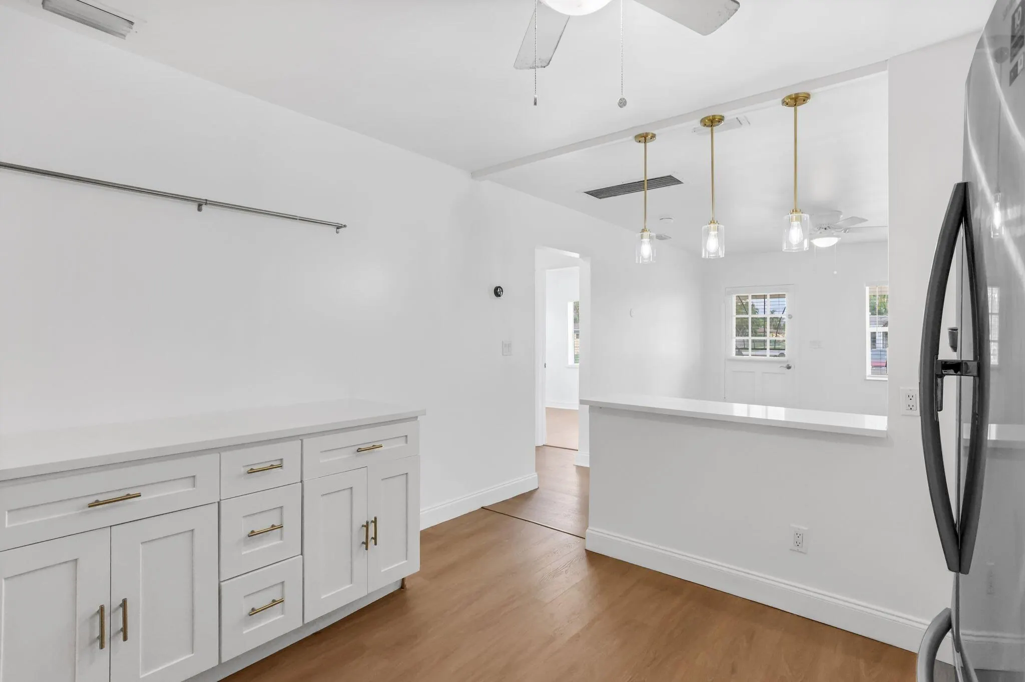 2403 Scott Street